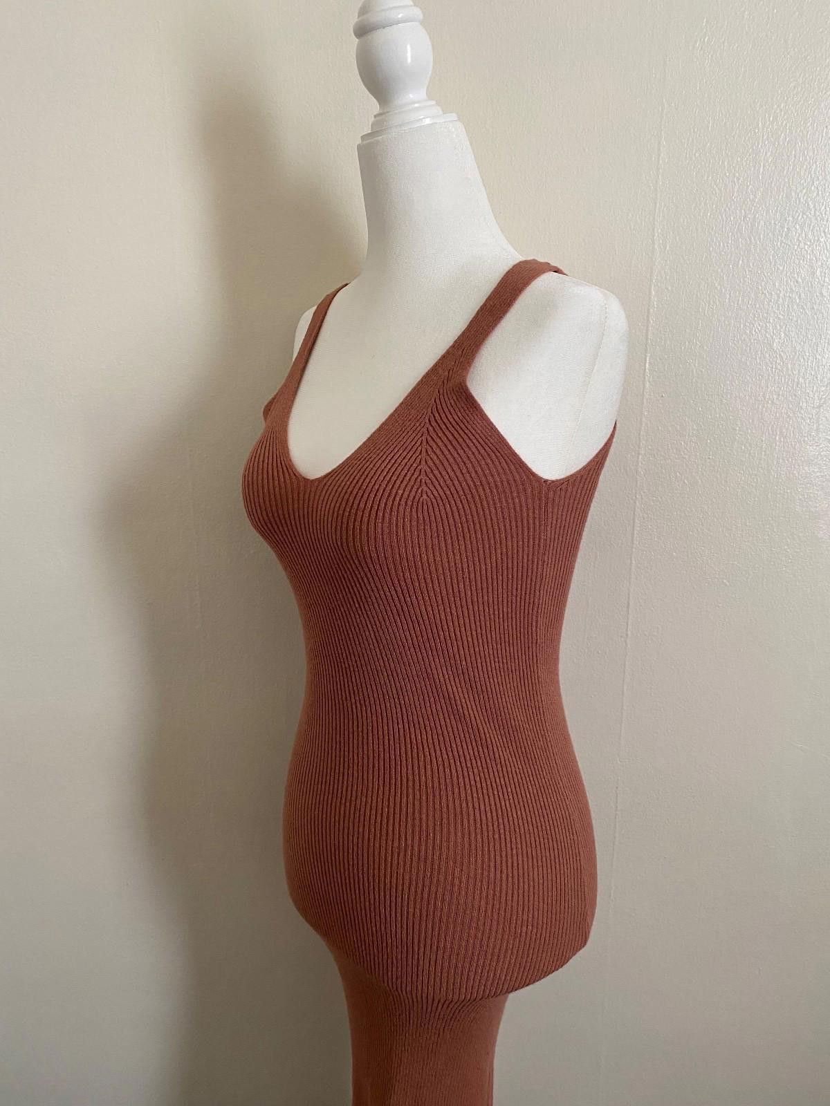Other DRESS FORM Knit Midi Dress in Rose (SMALL) Size S / US 4 / IT 40 - 7 Thumbnail