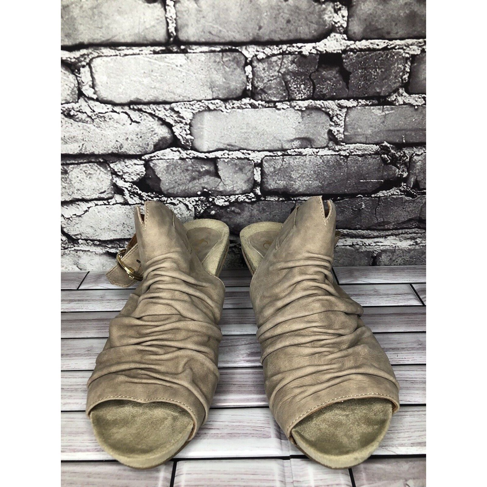 Other Earthies Santo Taupe Suede Leather Ankle Wedge Booties Women Size US 10 / IT 40 - 17 Thumbnail