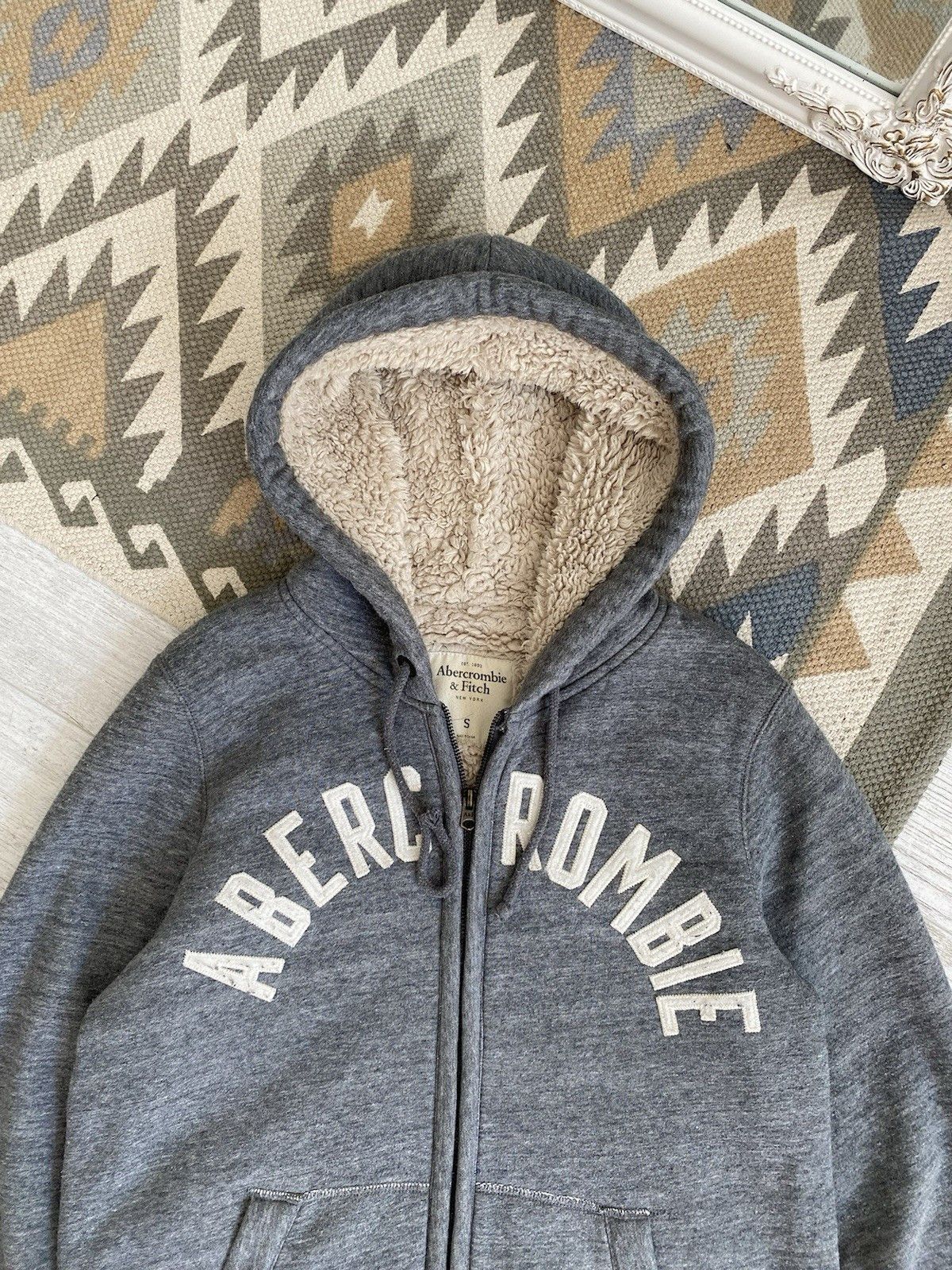 Abercrombie & Fitch Y2k Abercrombie Fitch Fur Spell Out Hoodie Size US M / EU 48-50 / 2 - 5 Thumbnail