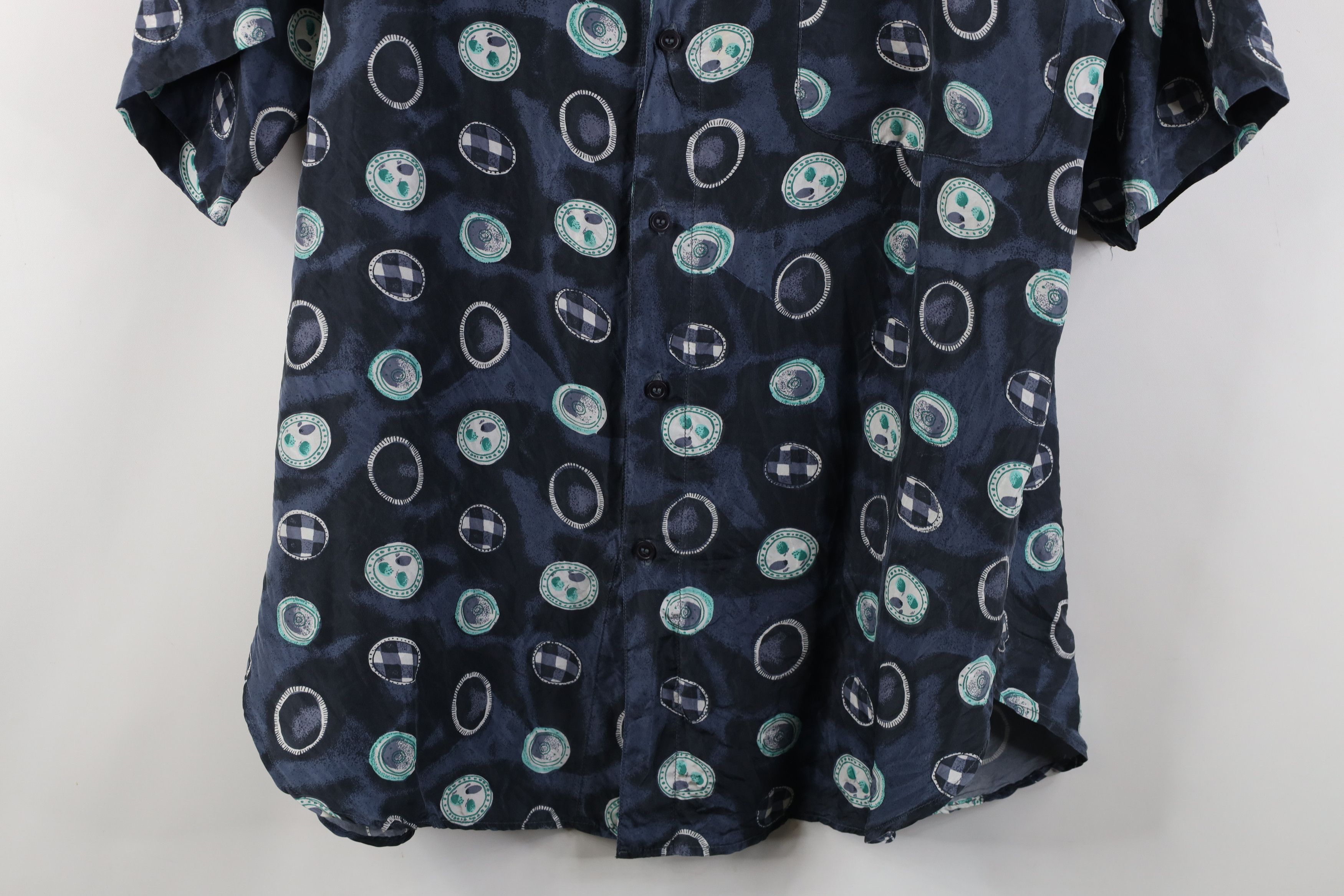Vintage Vintage 90s Streetwear Geometric Silk Baggy Button Shirt Size US M / EU 48-50 / 2 - 3 Thumbnail