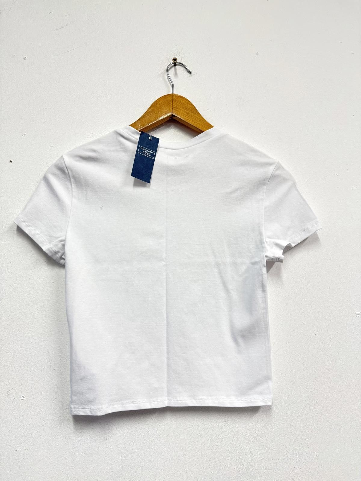 Abercrombie & Fitch Abercrombie & Fitch White Basic T-Shirt Small Size US S / EU 44-46 / 1 - 5 Thumbnail
