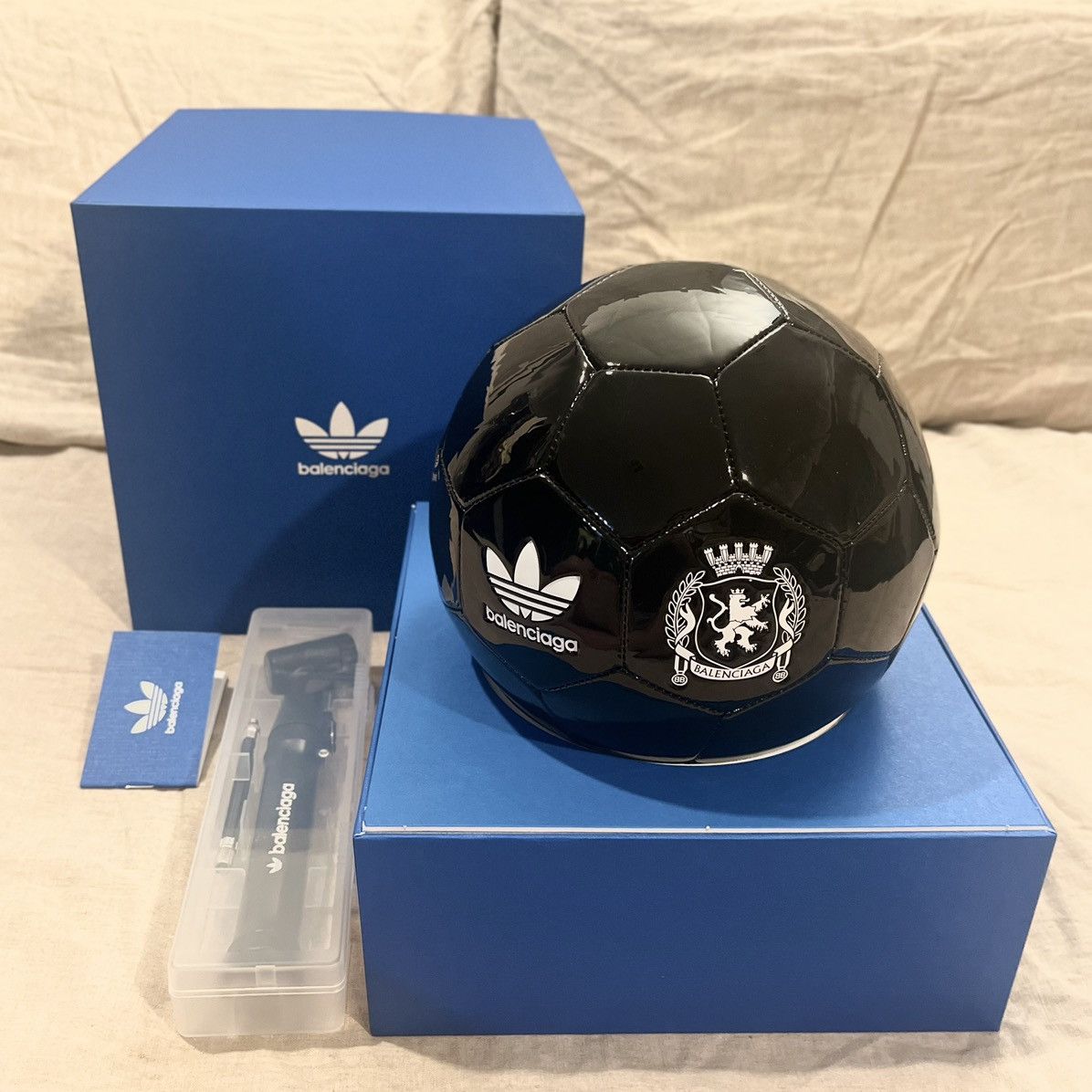 Adidas × Balenciaga Sold Out Balenciaga X Adidas Logo Soccer Ball, Football Size ONE SIZE - 1 Thumbnail