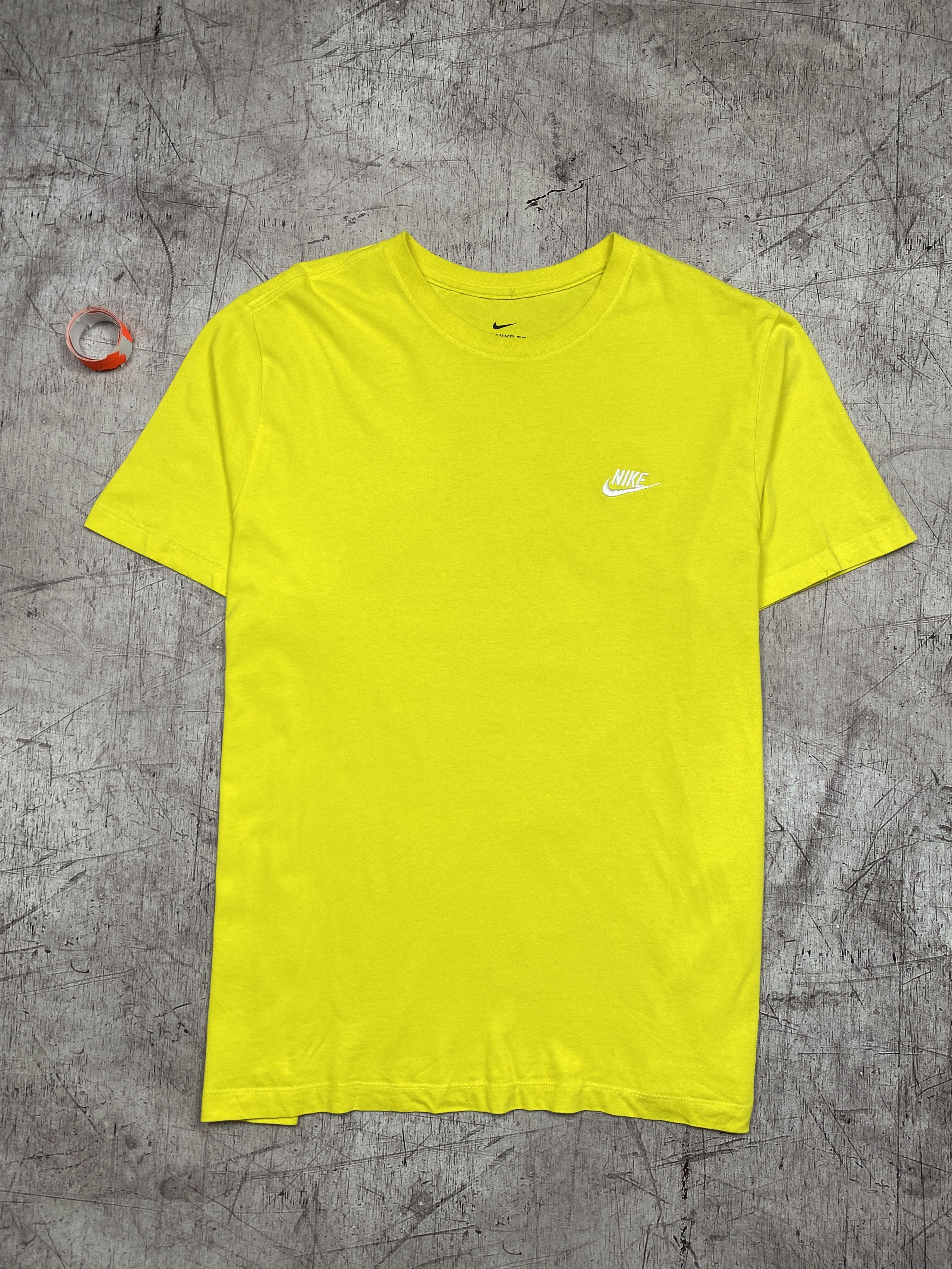 Nike × Vintage Nike Vintage Yellow T-Shirt Size US XL / EU 56 / 4 - 1 Thumbnail
