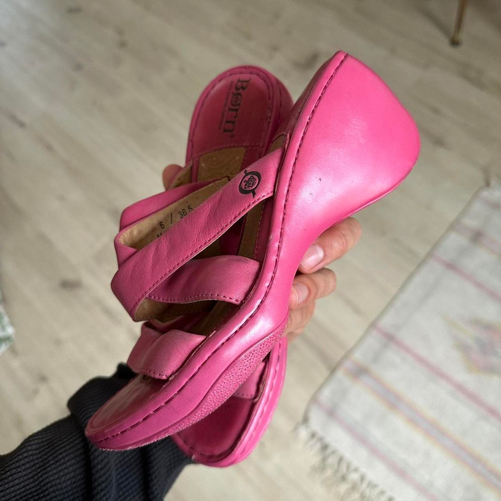 Vintage Vintage Pink Leather Strap Chunky Platform Slip On Sandals Size US 6 / IT 36 - 5 Thumbnail