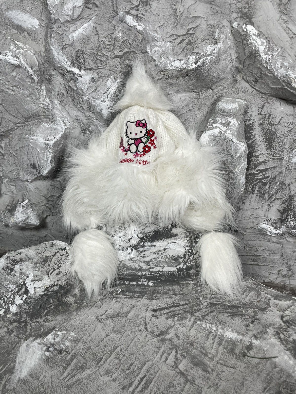 Hysteric Glamour Vintage Y2K Hello Kitty Ushanka Fur Hat Hysteric Glamour Vib Size ONE SIZE - 2 Thumbnail