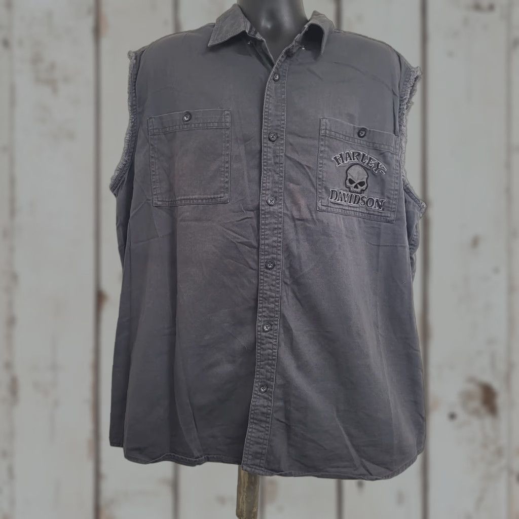 Harley Davidson Harley-Davidson Shirt Men's 2XL Gray Vest Sleeveless Willie G Skull Embroidered Button-Down Collared Biker Size US XXL / EU 58 / 5 - 1 Thumbnail
