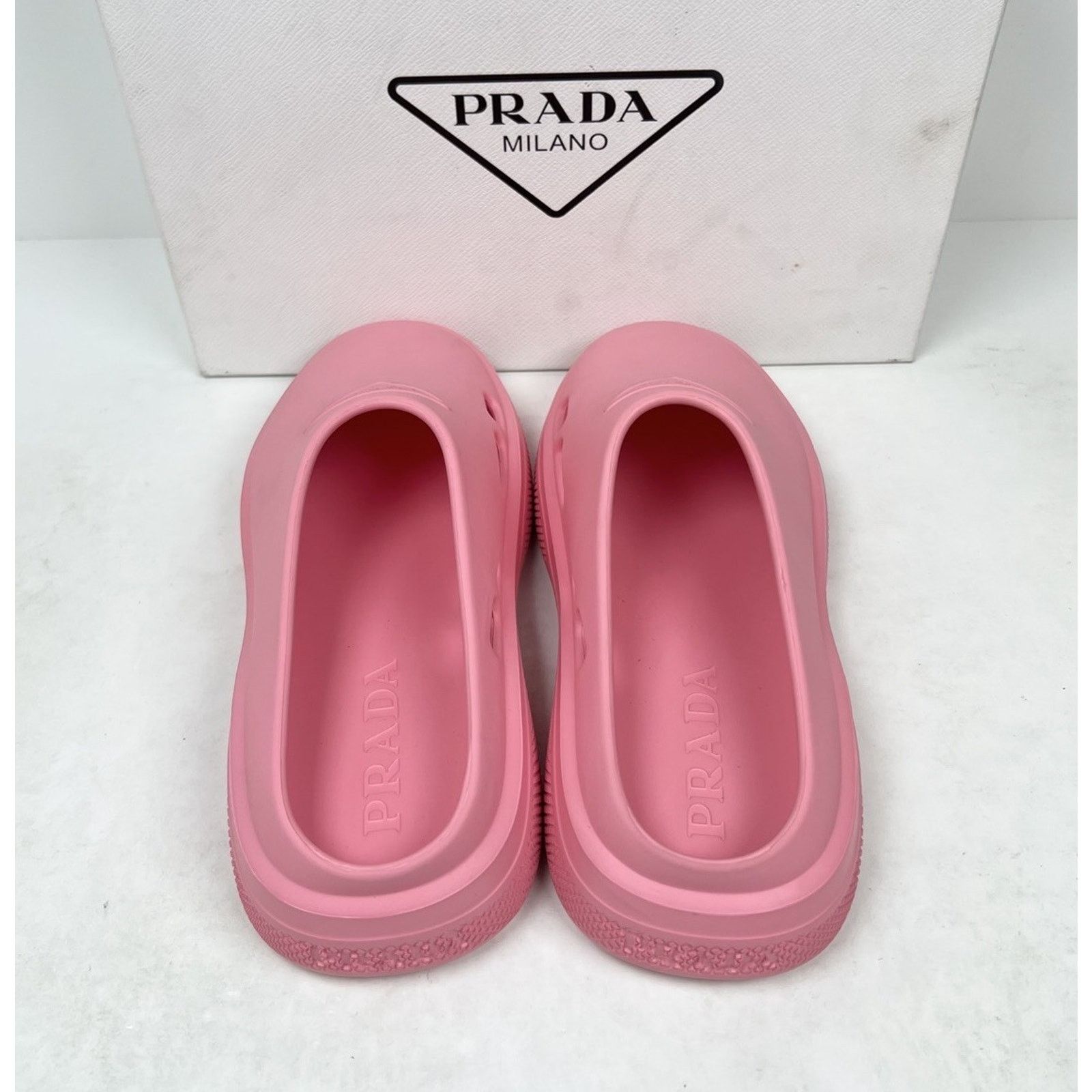 Prada Size 35EU/5W - Prada Rubber Logo Embossed Pink Mule Size US 5 / IT 35 - 4 Thumbnail