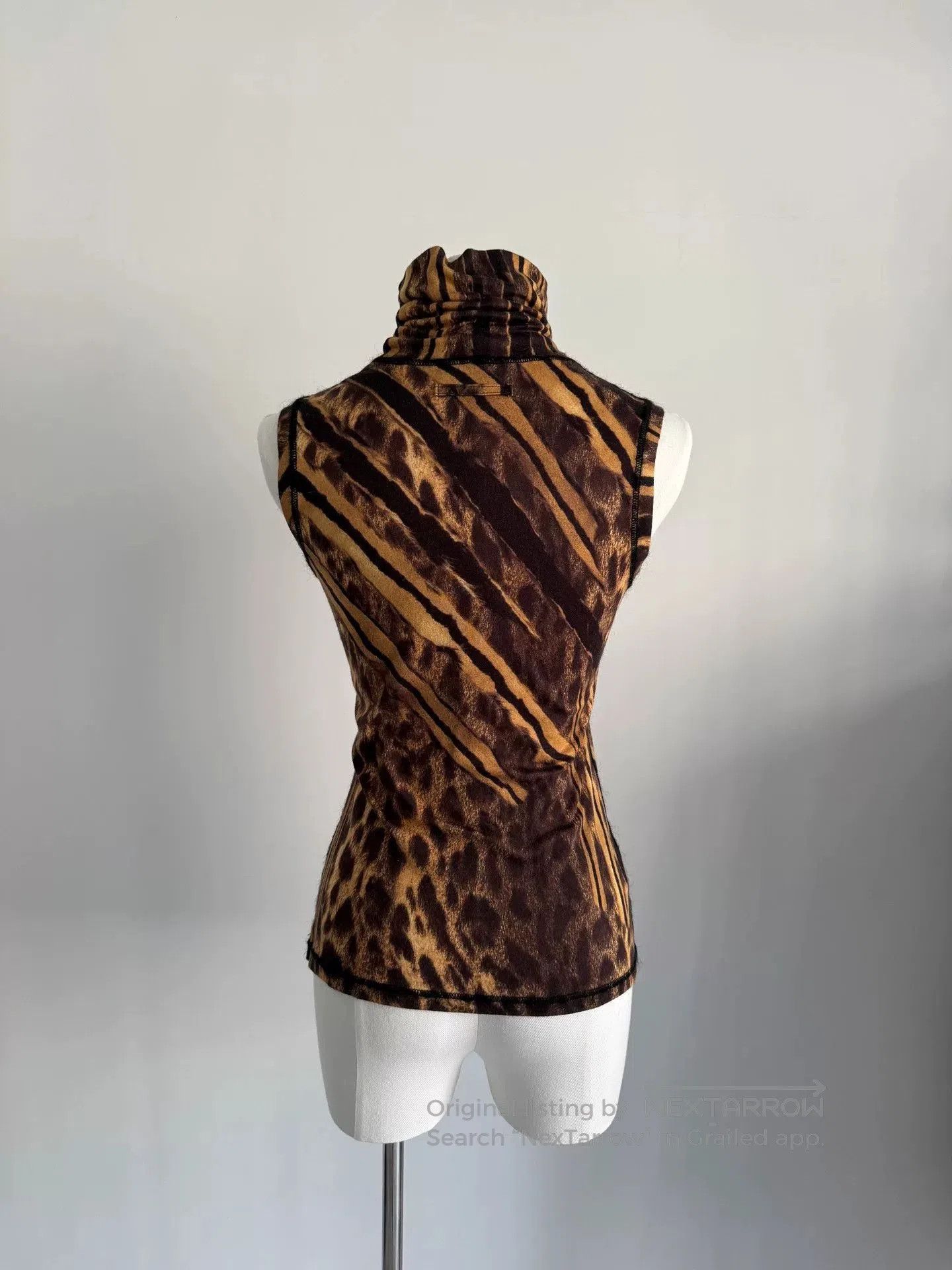 Jean Paul Gaultier leopard print sleeveless top by Jean Paul Gaultier. Size M / US 6-8 / IT 42-44 - 2 Thumbnail