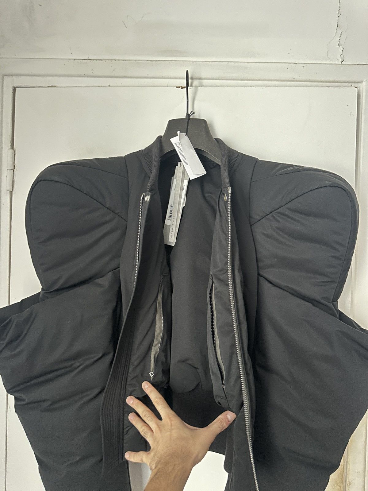 Rick Owens Rick Owens rare Alice Kunst bomber jacket 48 FW22 Size US M / EU 48-50 / 2 - 10 Thumbnail