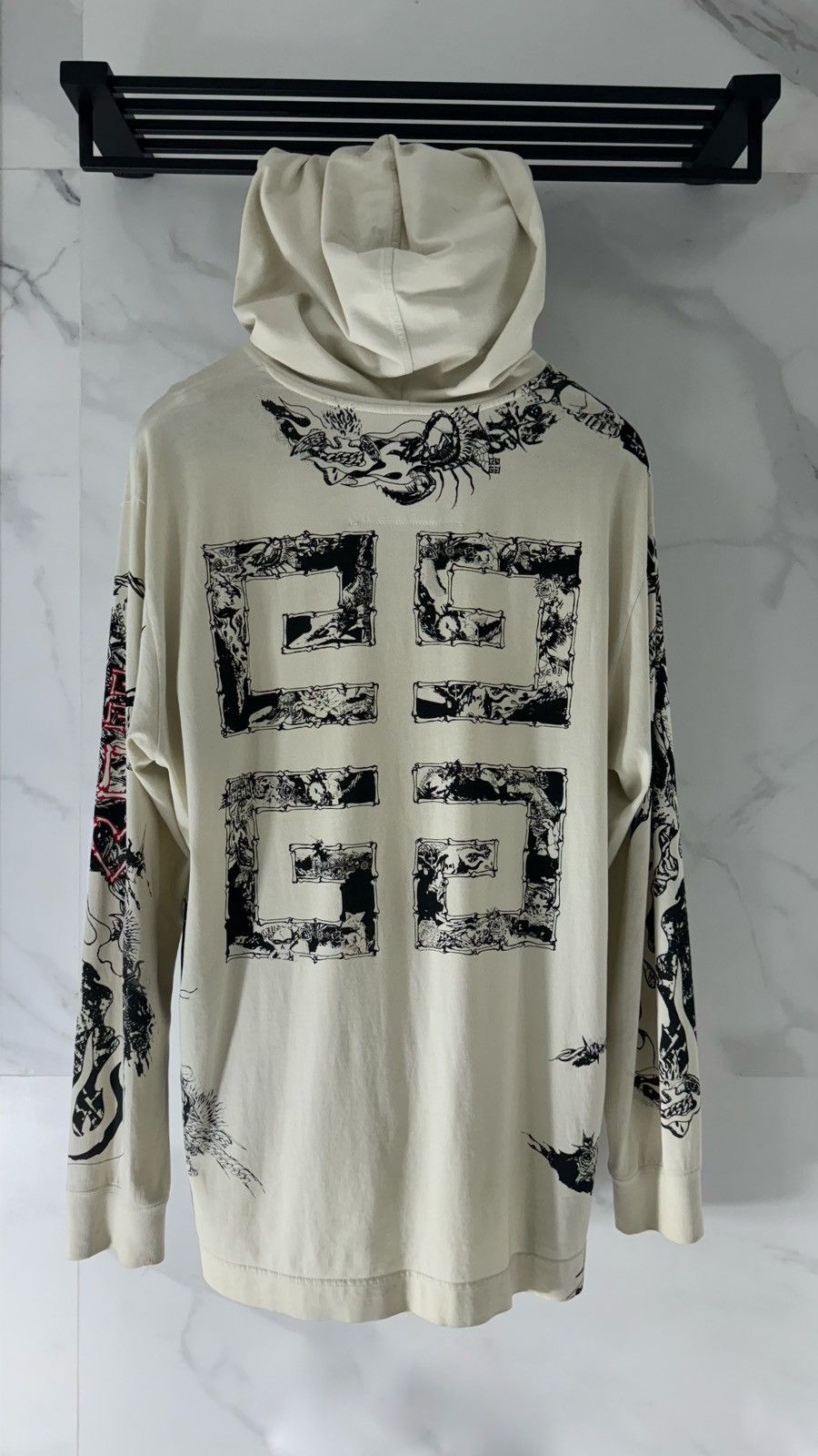 Givenchy GIVENCHY GOTHIC LOGO HOODIE Size US L / EU 52-54 / 3 - 2 Thumbnail