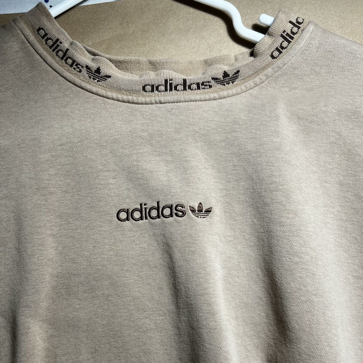 Adidas Adidas Original; Brown Crewneck Size US M / EU 48-50 / 2 - 3 Thumbnail