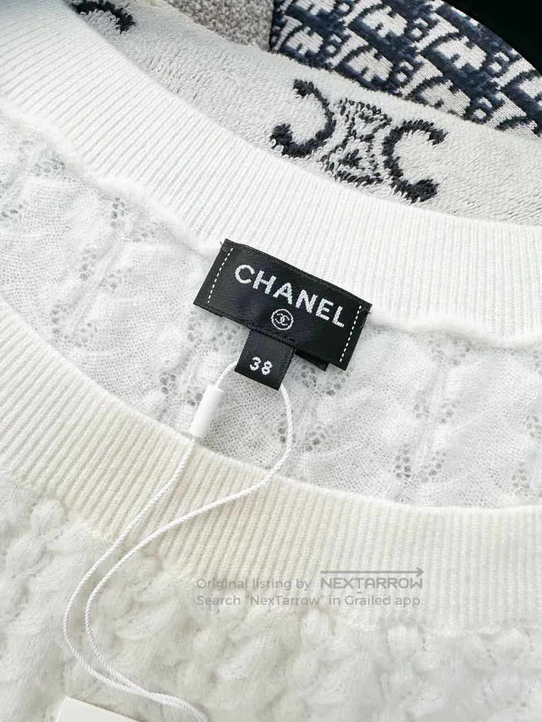 Chanel Chanel 24B Autumn and Winter Preview White Cashmere Knitte Size XS / US 0-2 / IT 36-38 - 4 Thumbnail