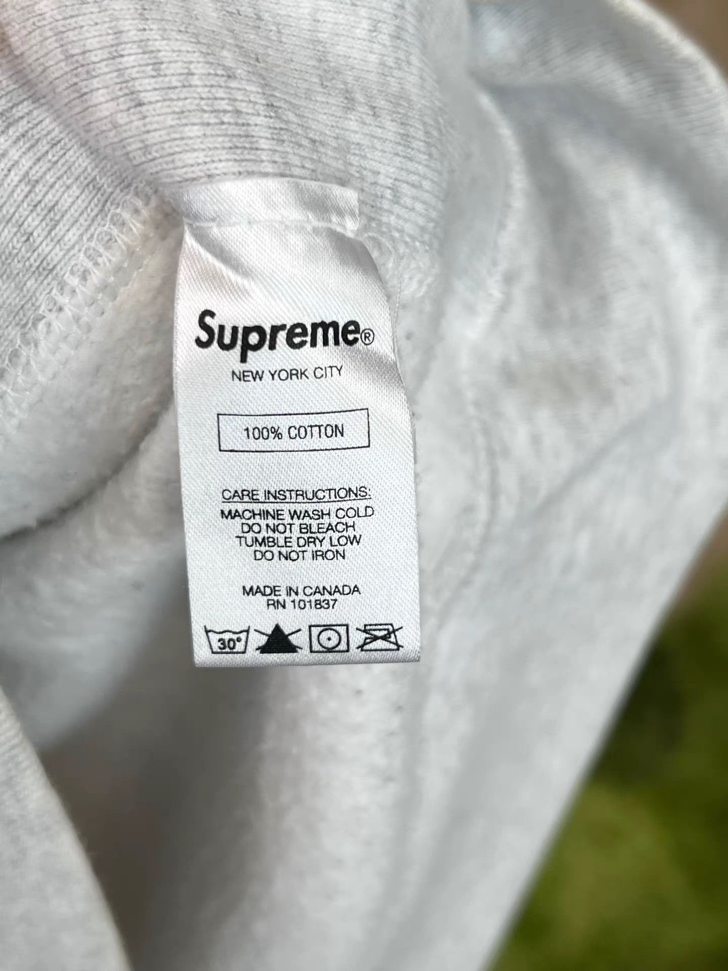 Supreme SUPREME FW19 Hooded Sweatshirt K15 Size US S / EU 44-46 / 1 - 7 Thumbnail