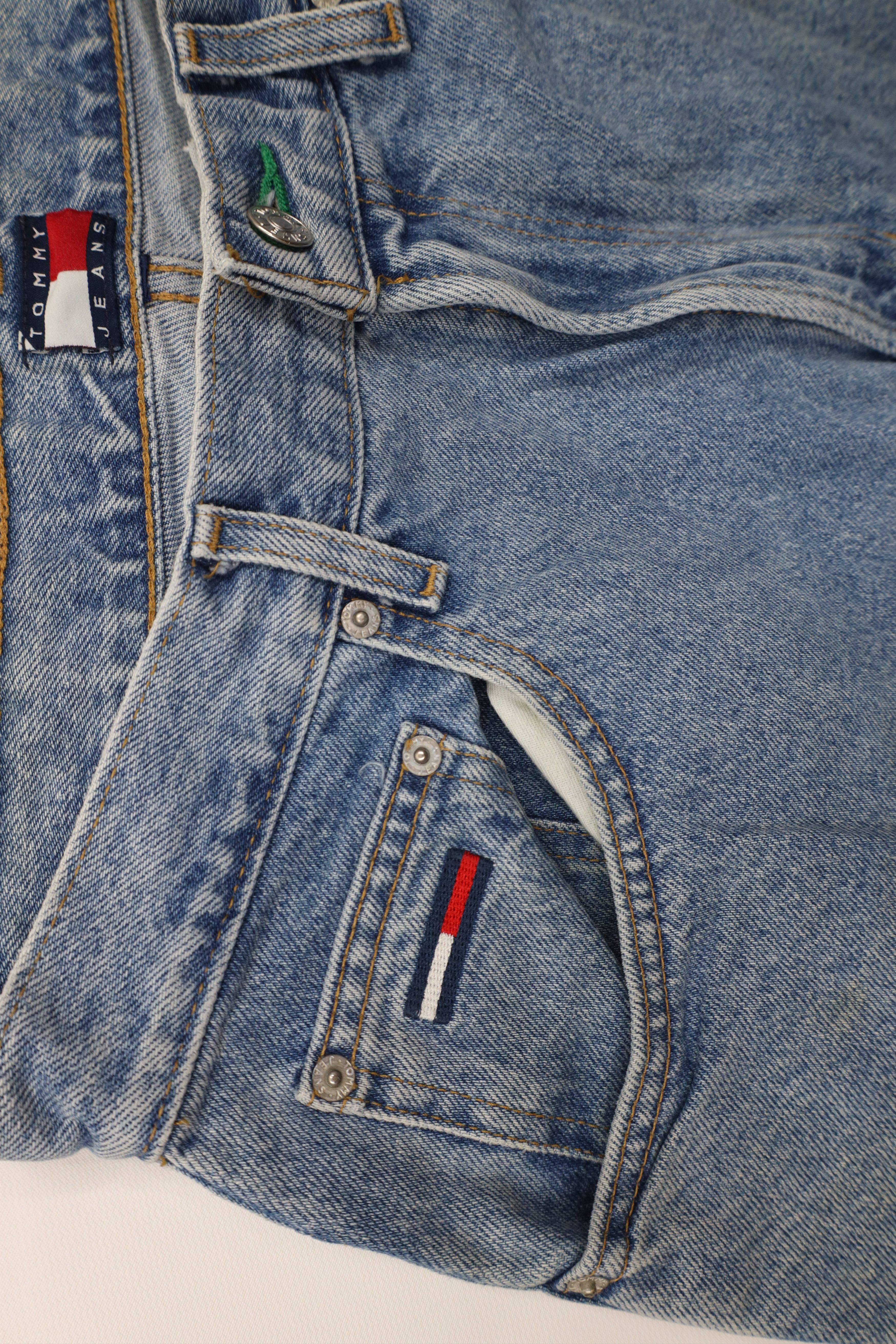 Tommy Hilfiger × Vintage Vintage 90s Tommy Hilfiger Spell Out Baggy Fit Denim Jeans Size US 32 / EU 48 - 11 Thumbnail