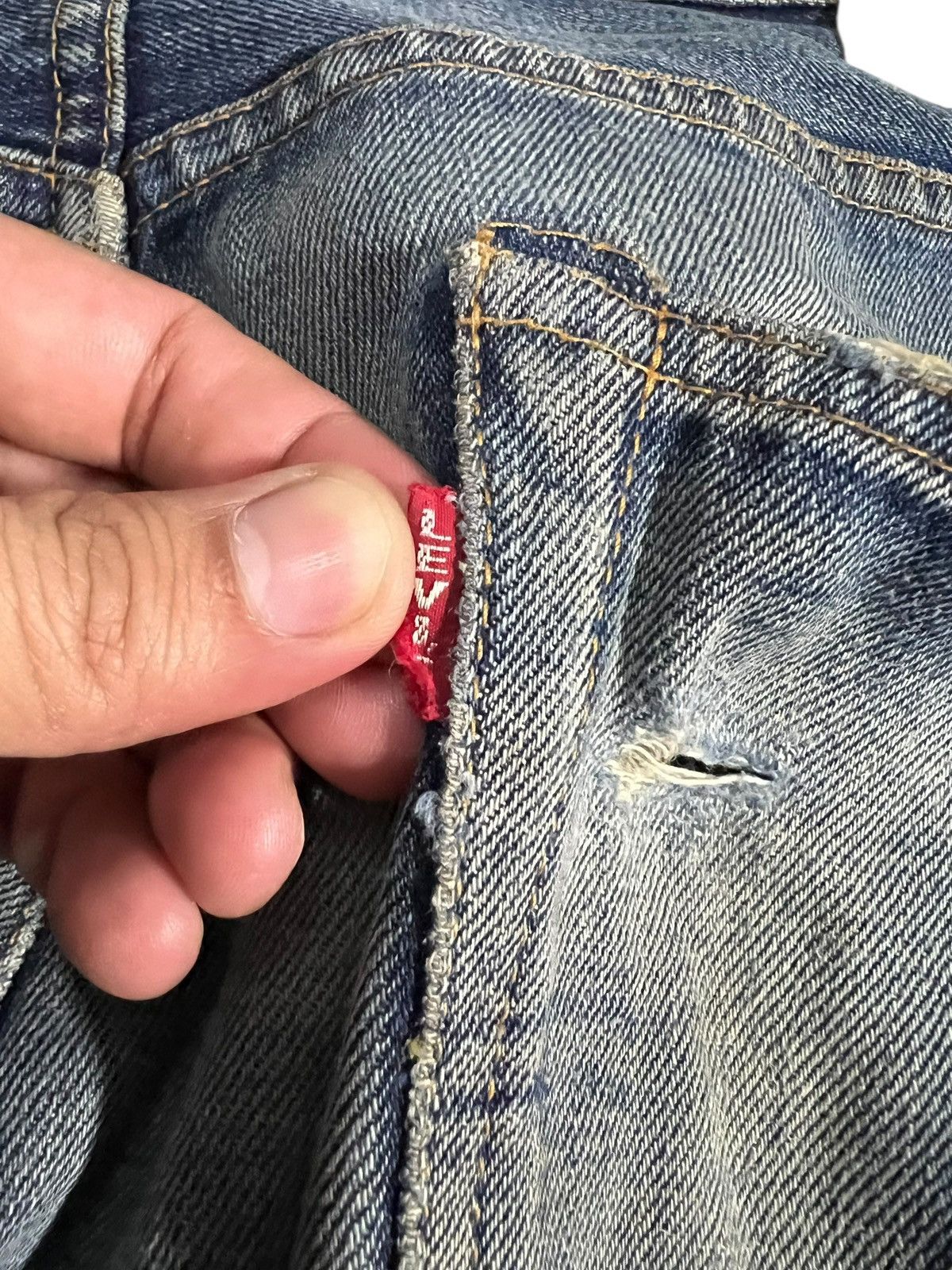 Levi's Vintage Levi’s 501xx Big E Selvedge Distressed Jean Size US 33 - 17 Thumbnail