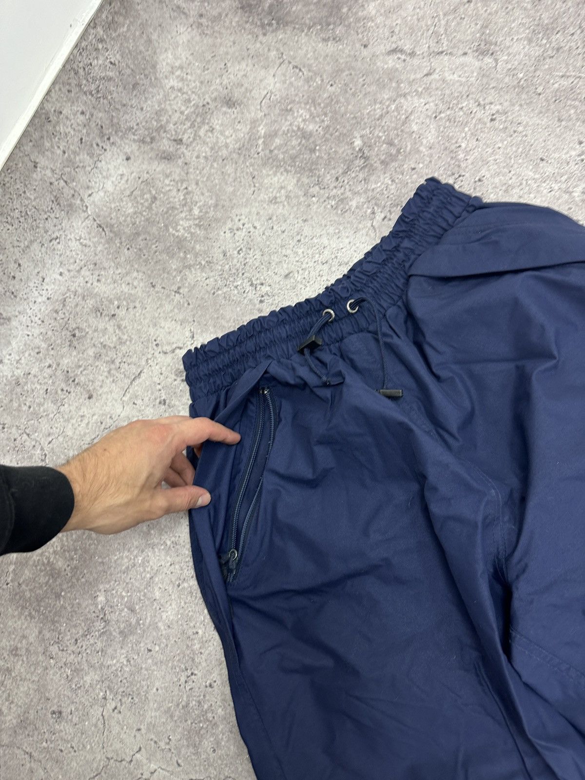 Goretex Vintage 90s Peak Performance Gore-Tex embroidered logo pants Size US 32 / EU 48 - 7 Thumbnail