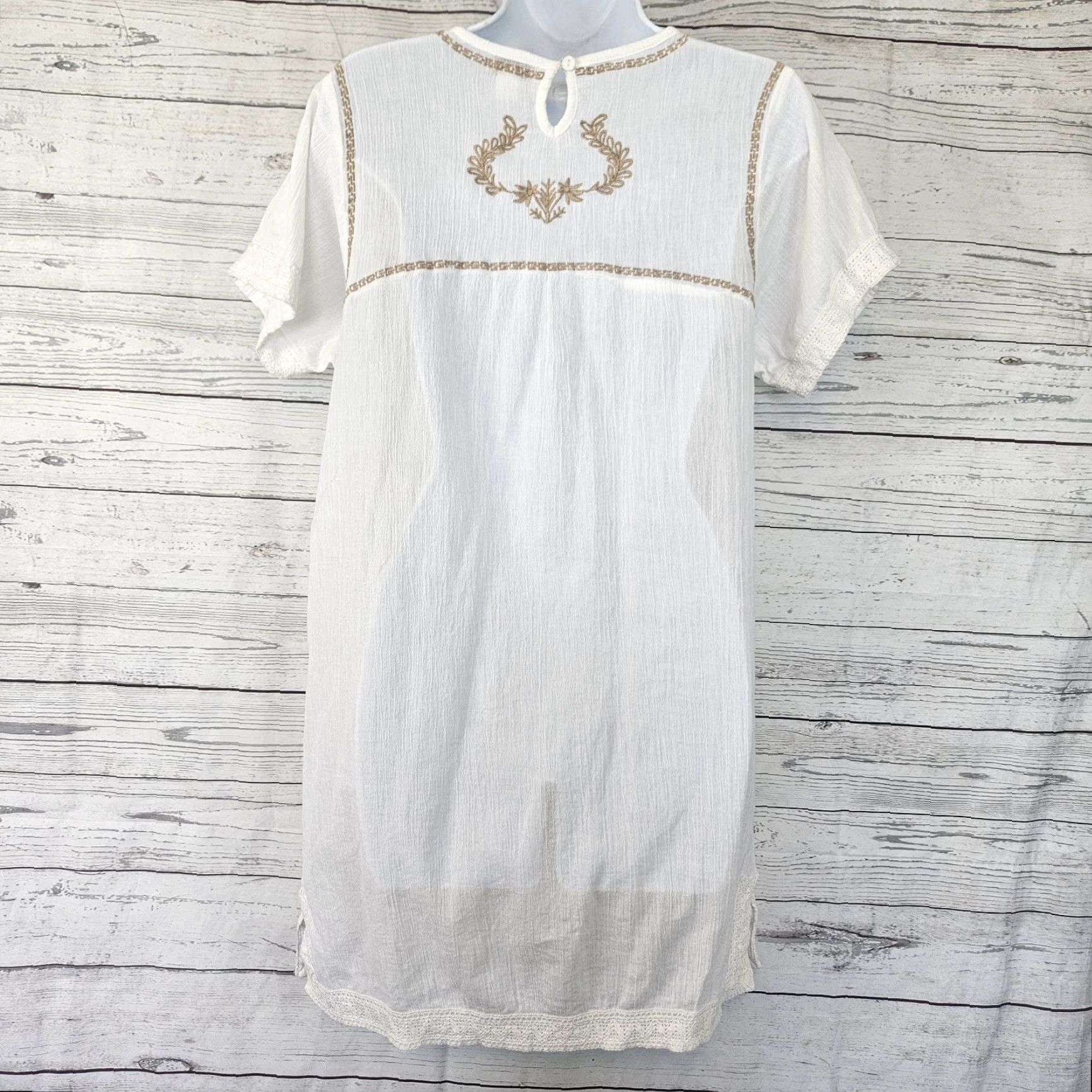 Vintage Garnet Hill Womens Embroidered Tunic M White Tan Semi Sheer Short Sleeve Blouse Womens Tunic Embroidered Sheer Cotton Size M Size 32" / US 10 / IT 46 - 3 Thumbnail