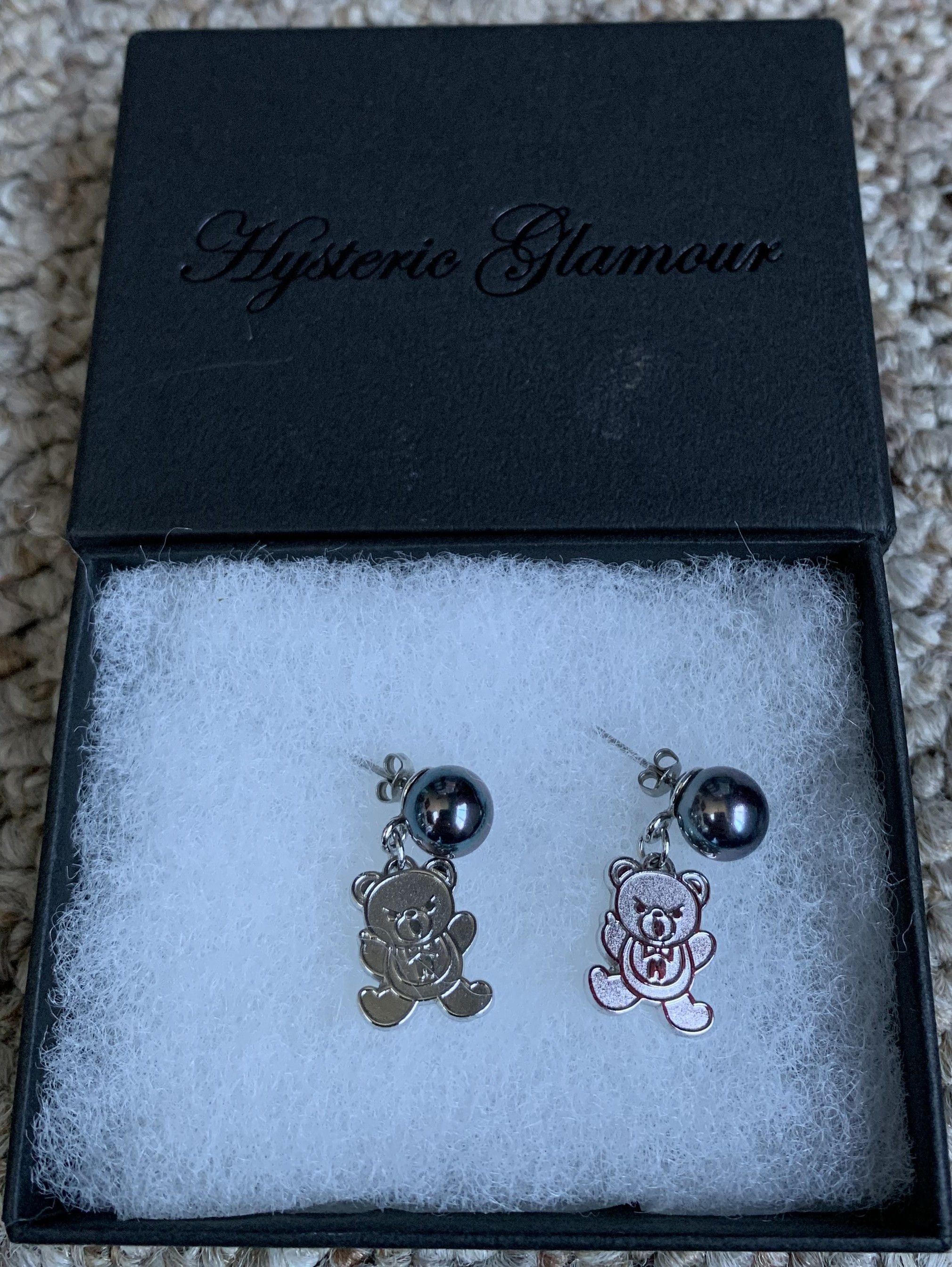 Hysteric Glamour Hysteric Glamour Sterling Silver Fuck Bear Pearl Earrings Size ONE SIZE - 7 Thumbnail