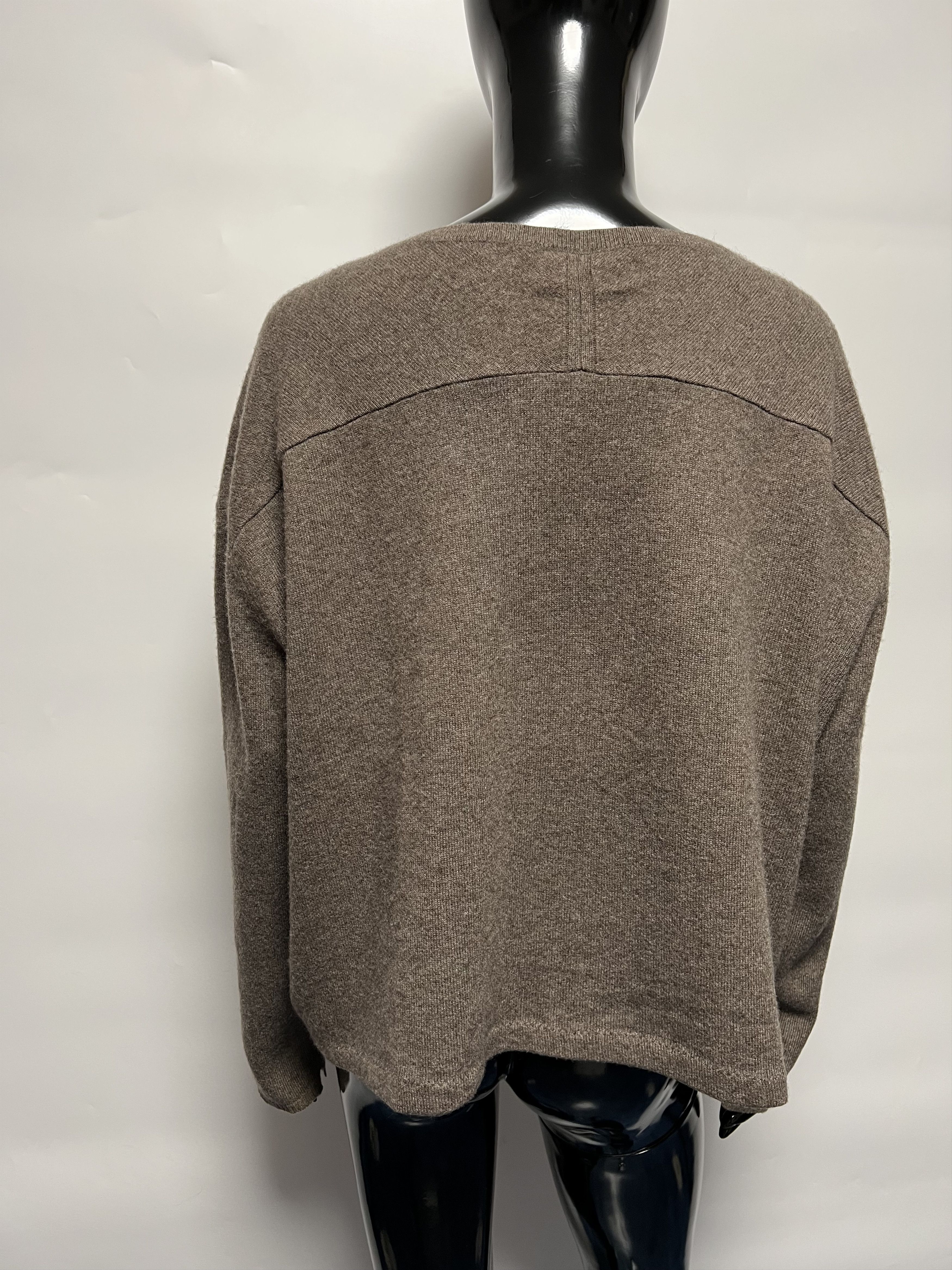 Bompard Eric Bompard Cashmere V-Neck Sweater Oversized Size L / US 10 / IT 46 - 4 Thumbnail