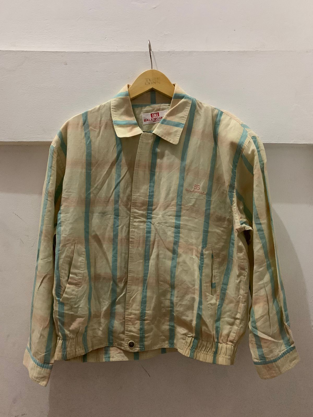 Balenciaga × Vintage 1990s Balenciaga Tartan Cream Jacket Size US L / EU 52-54 / 3 - 1 Thumbnail