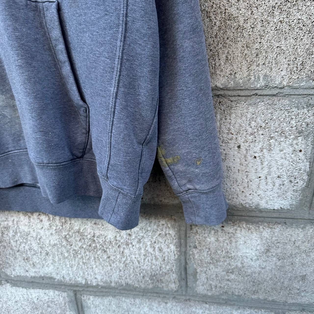 Nike Vintage Nike Hoodie Small Logo Size M Y2K 00s Trashed SK8 Size US M / EU 48-50 / 2 - 7 Thumbnail