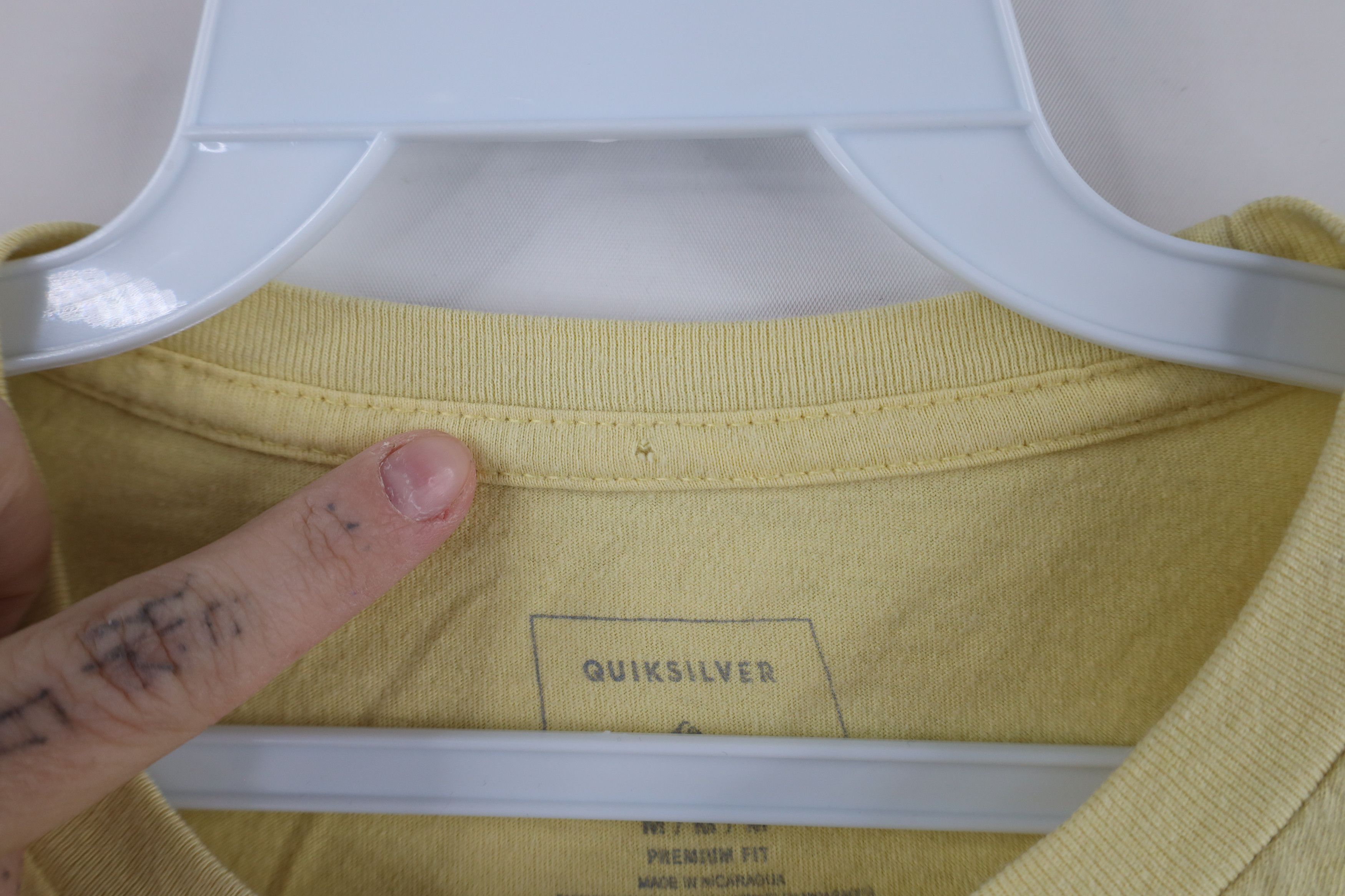 Quiksilver × Vintage Quiksilver x Ron Jon Surf Shop Spell Out Surfing T-Shirt Size US M / EU 48-50 / 2 - 7 Thumbnail
