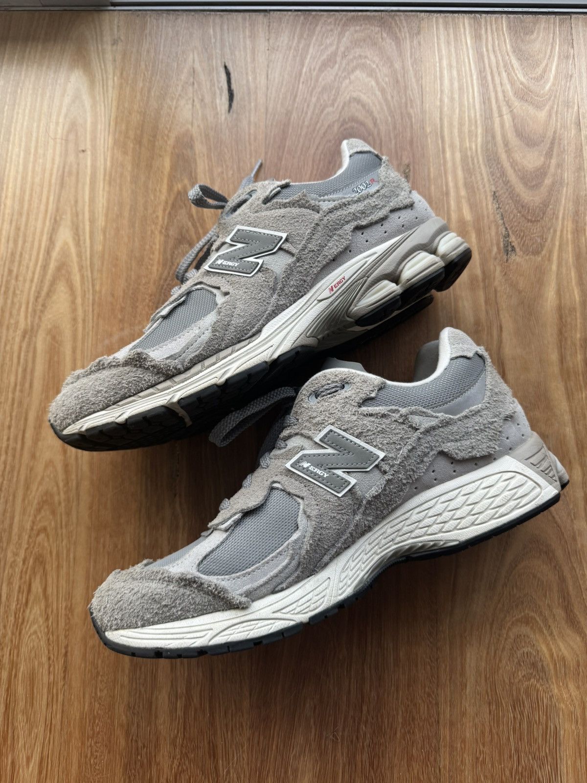 New Balance New balance 2002r Protection Pack Size US 10 / EU 43 - 2 Thumbnail
