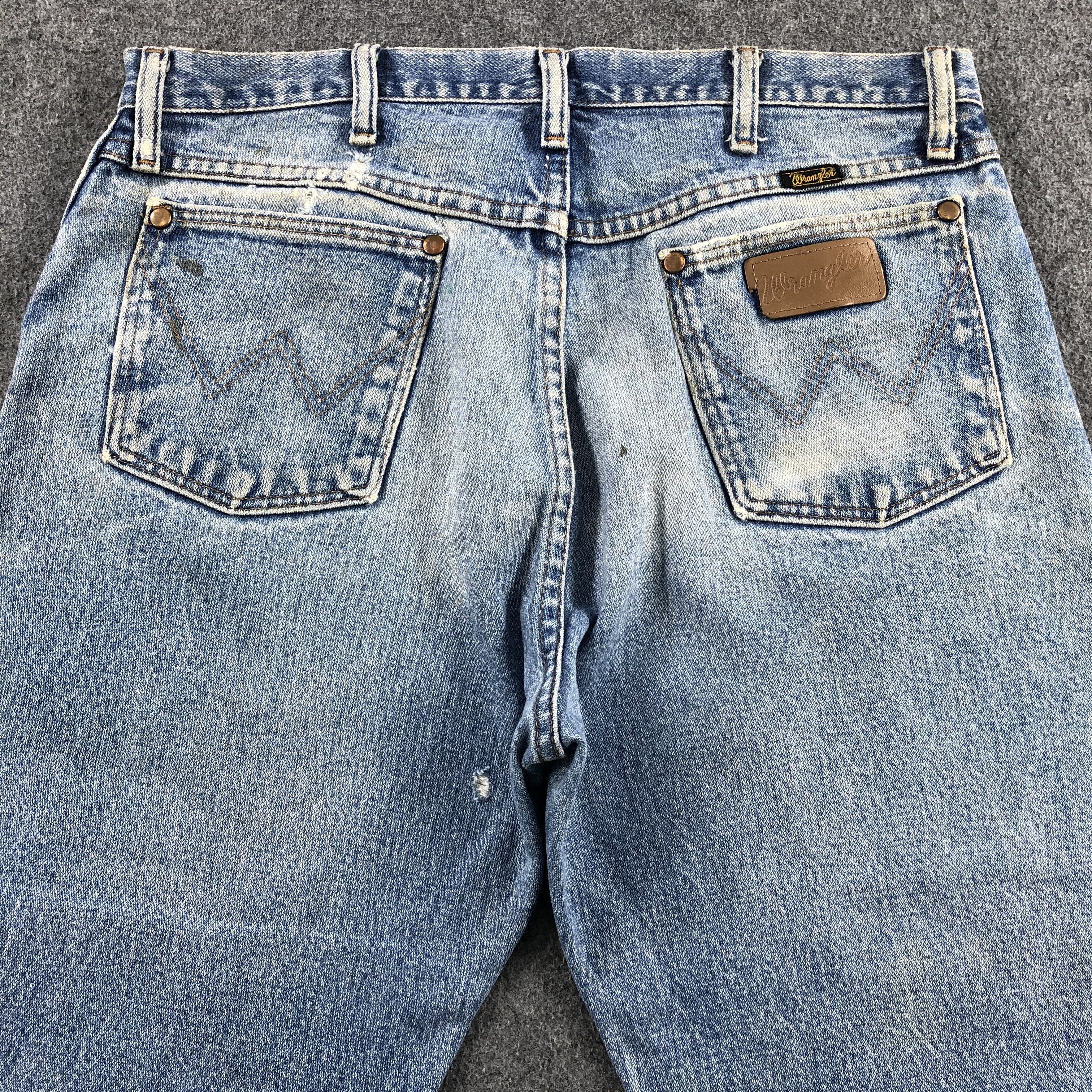 Vintage Vintage Blue Wash Wrangler Jeans-J1498 Size US 33 - 4 Thumbnail