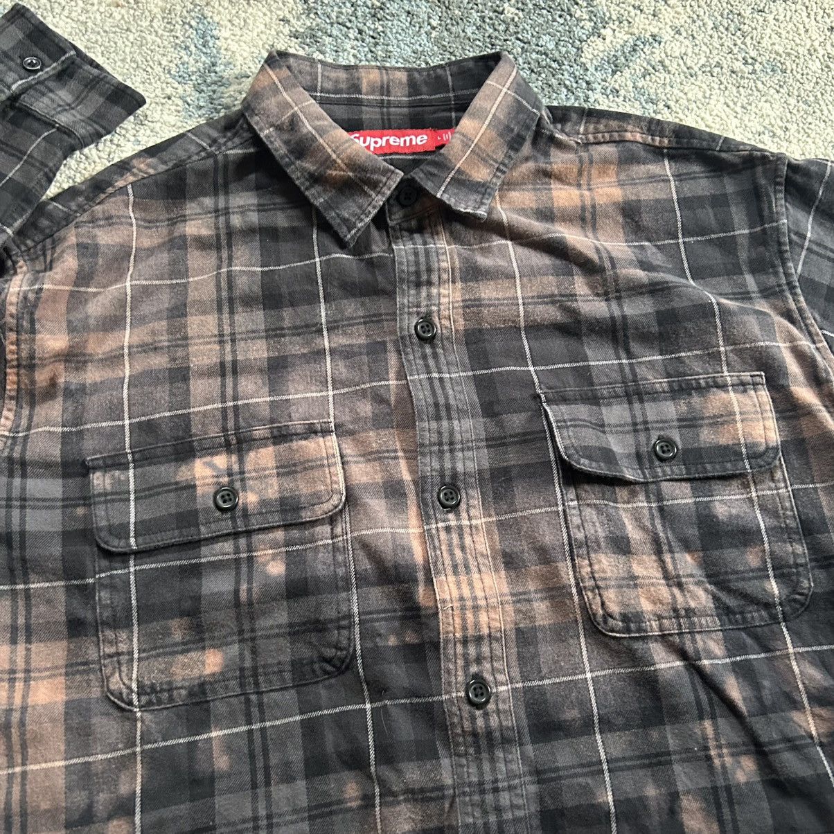 Supreme 1973 THE EXORCiST TARTAN PLAiD FLANNEL SHiRT ACiD WASH BLACK Size US L / EU 52-54 / 3 - 7 Thumbnail