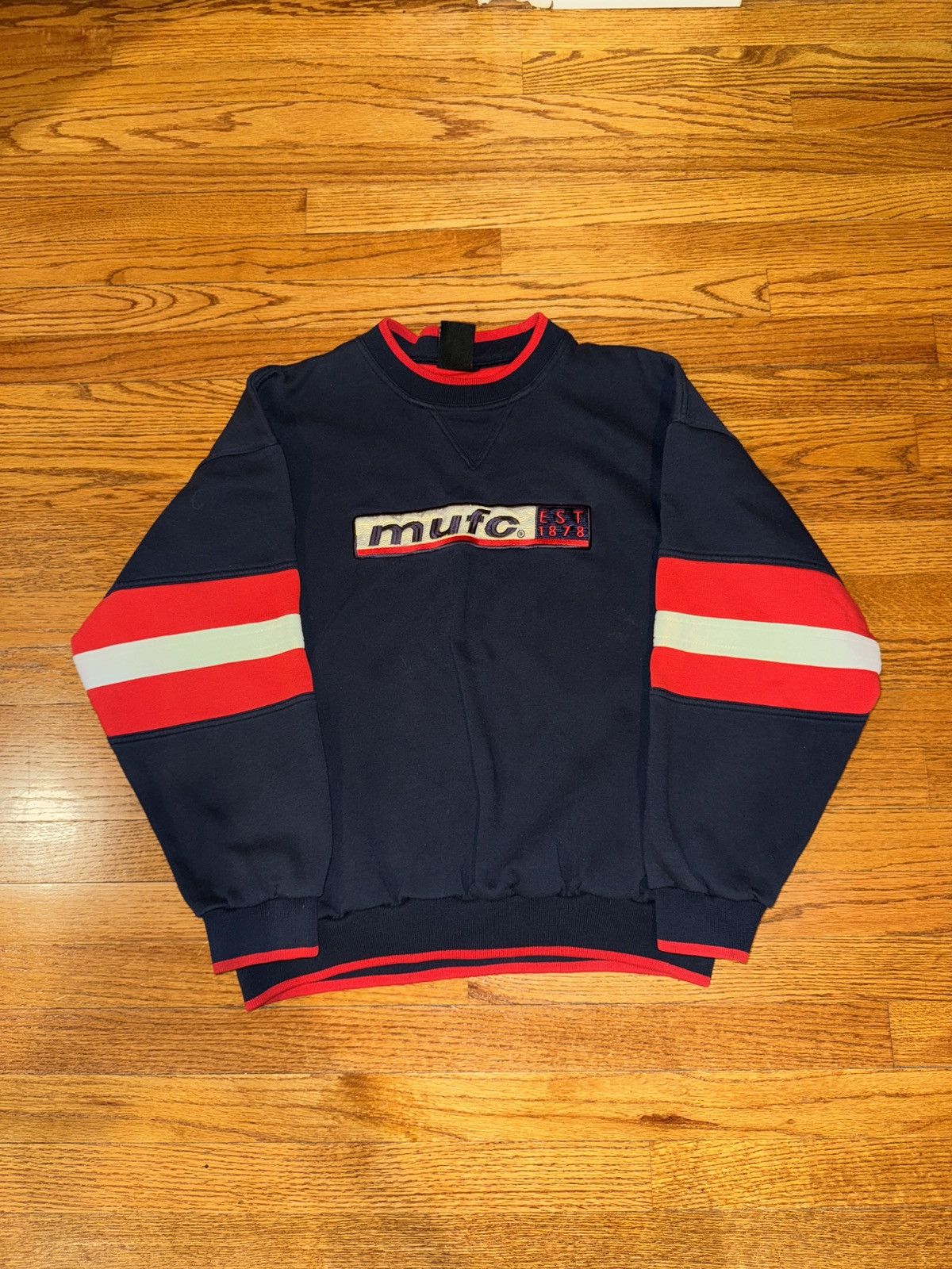 Vintage Official Manchester United sweater Size US M / EU 48-50 / 2 - 1 Thumbnail
