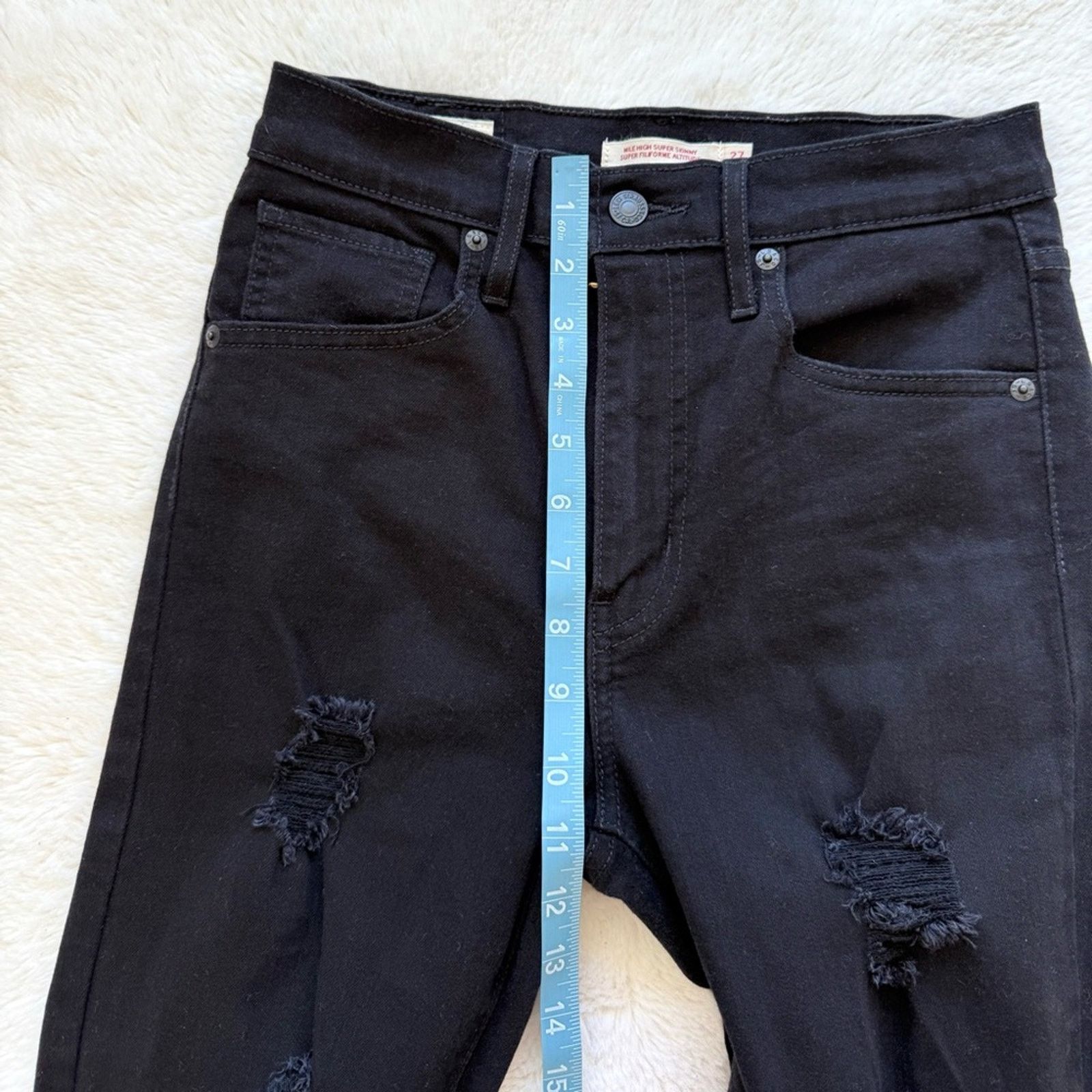 Levi's NEW!! Levi’s women stretched ripped design jeans size 27 Size 27" / US 4 / IT 40 - 9 Thumbnail