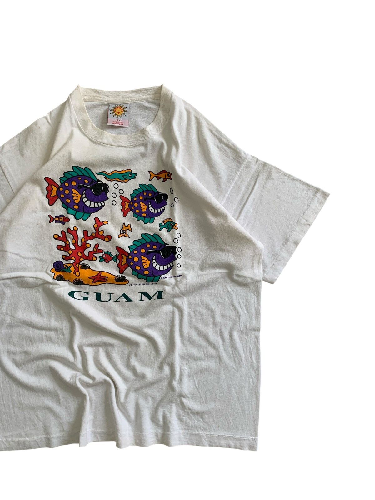 Vintage Vintage Sunshine Usa Guam Hawaiian Tshirt Size US L / EU 52-54 / 3 - 2 Thumbnail