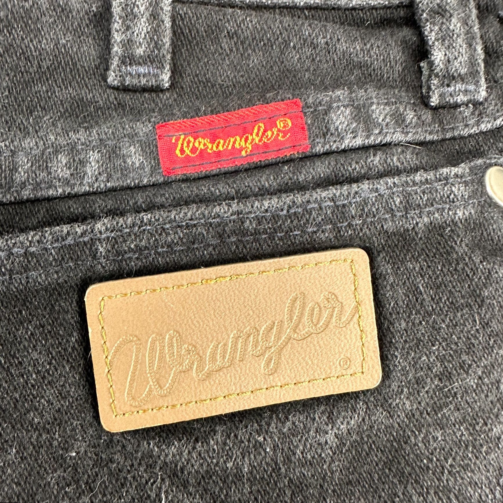 Wrangler Wrangler Jeans Womens Straight Leg Regular Fit 34x26 Black Denim 5-Pocket Dark Wash Jeans Size 30" / US 8 / IT 44 - 6 Thumbnail