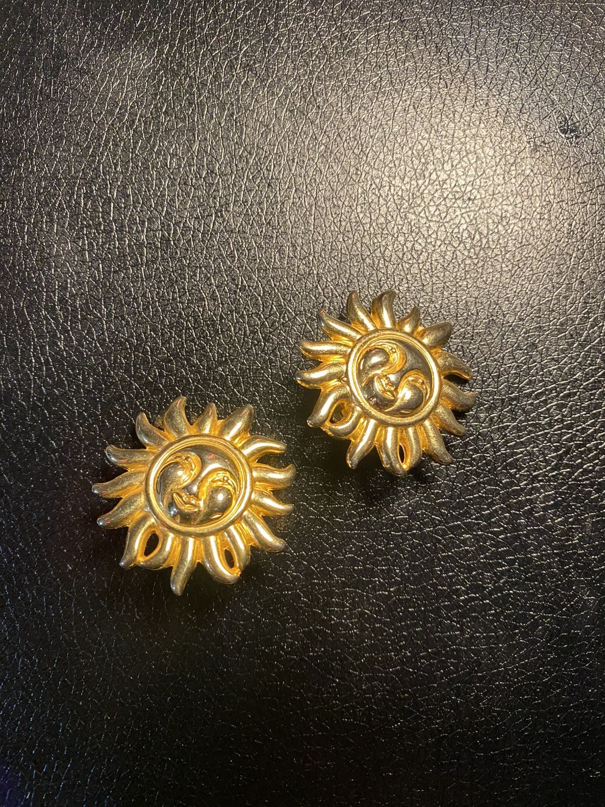 Versace Vintage Versace Gold Sun Face Clip-On Earrings Size ONE SIZE - 1 Thumbnail