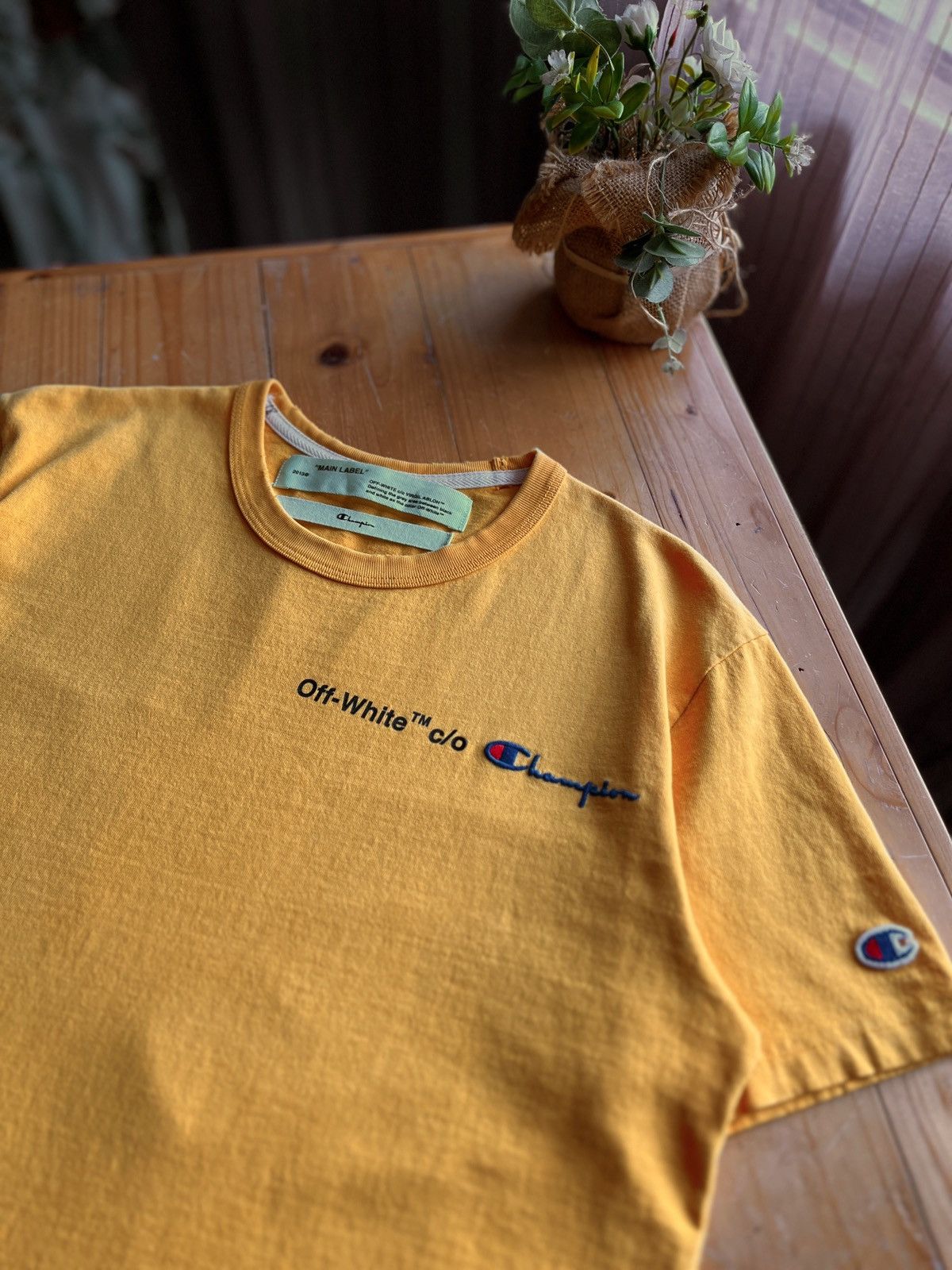 Champion × Off-White Off-White x Champion Double Arrow Size US M / EU 48-50 / 2 - 1 Thumbnail