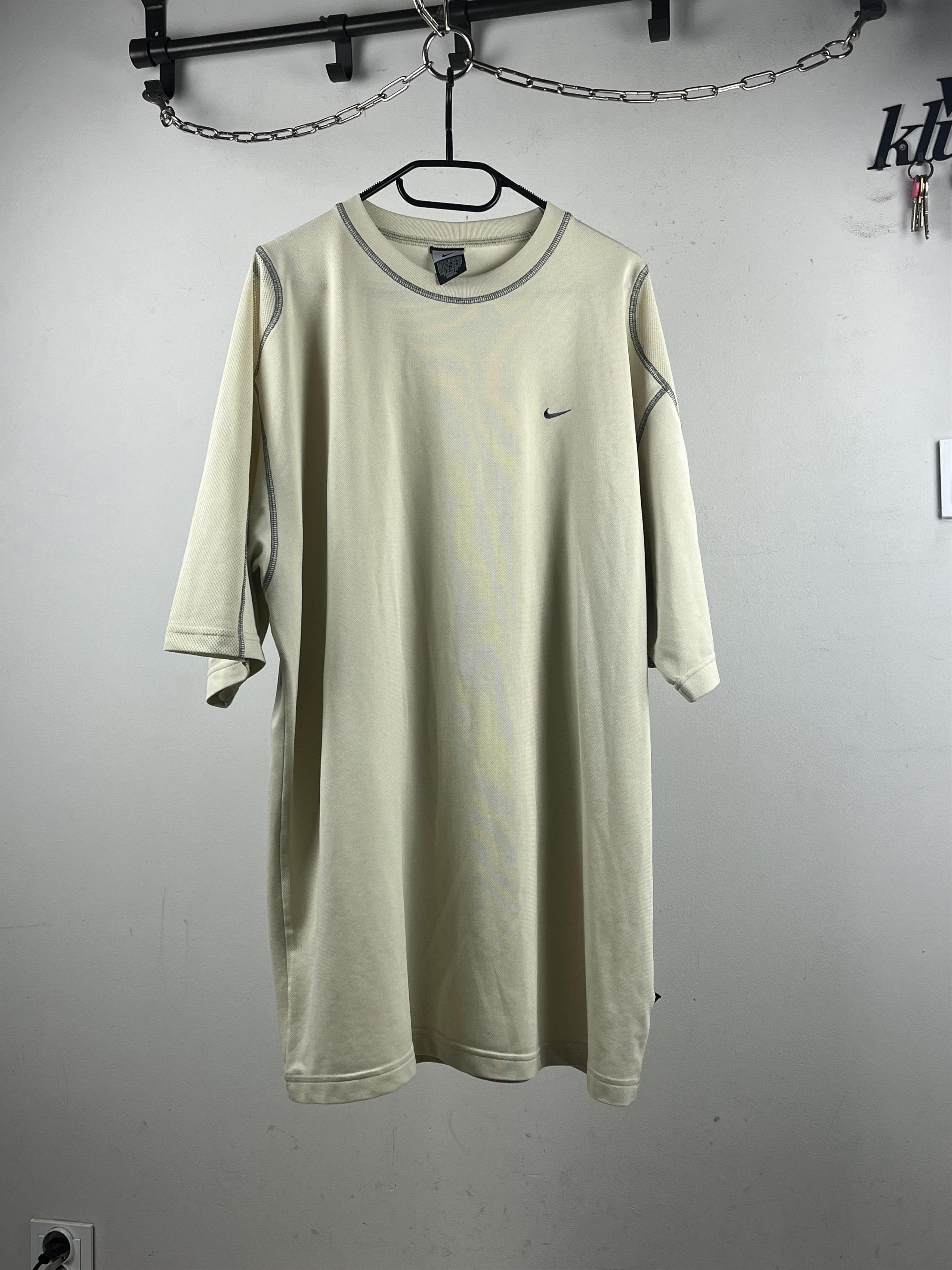 Nike BLOKE CORE! Rare Nike 90s Vintage T-Shirt Size US XL / EU 56 / 4 - 1 Thumbnail