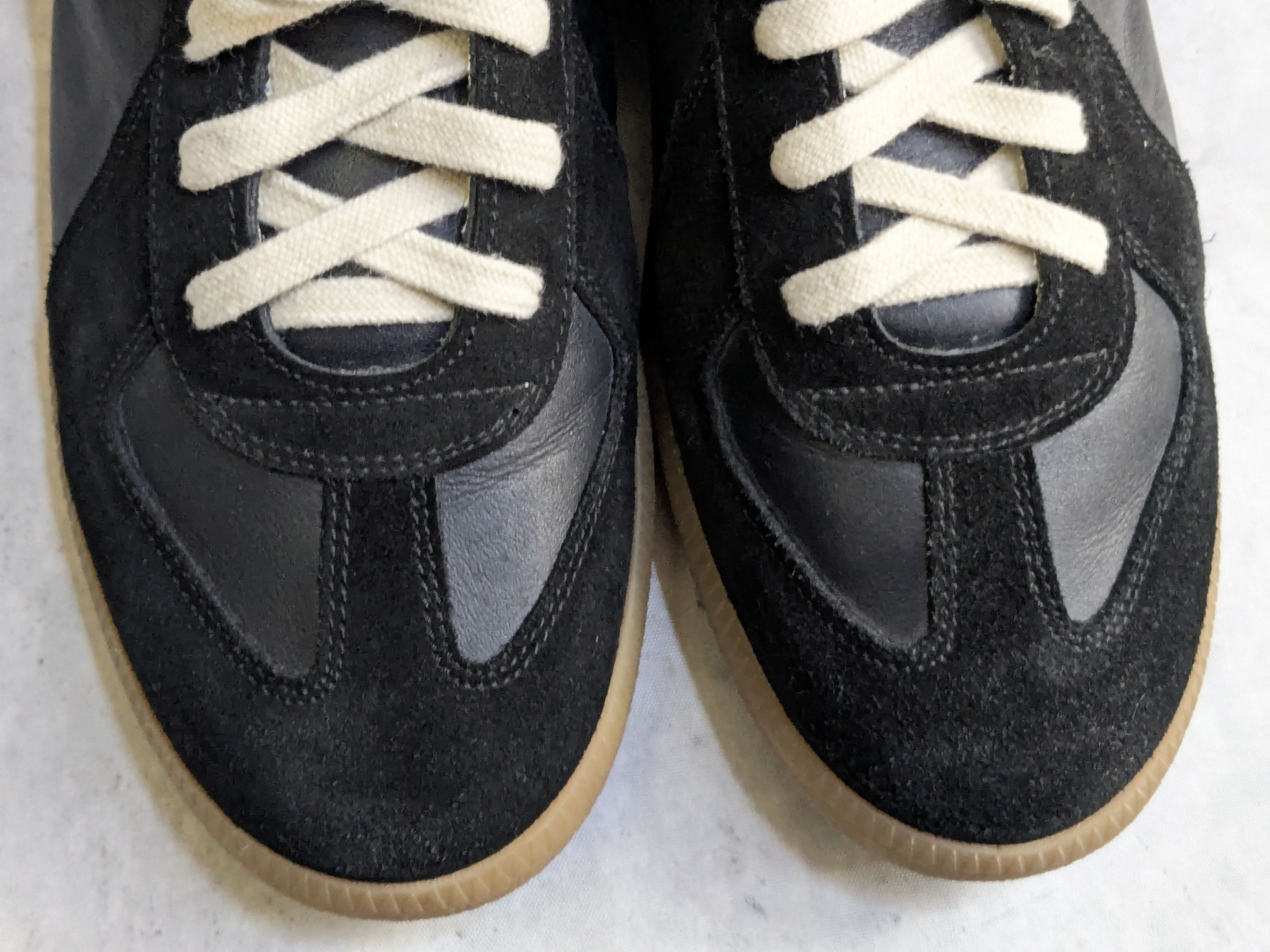 Maison Margiela Maison Margiela Replica GAT Black Navy Blue 11 44 Gum Size US 11 / EU 44 - 2 Thumbnail