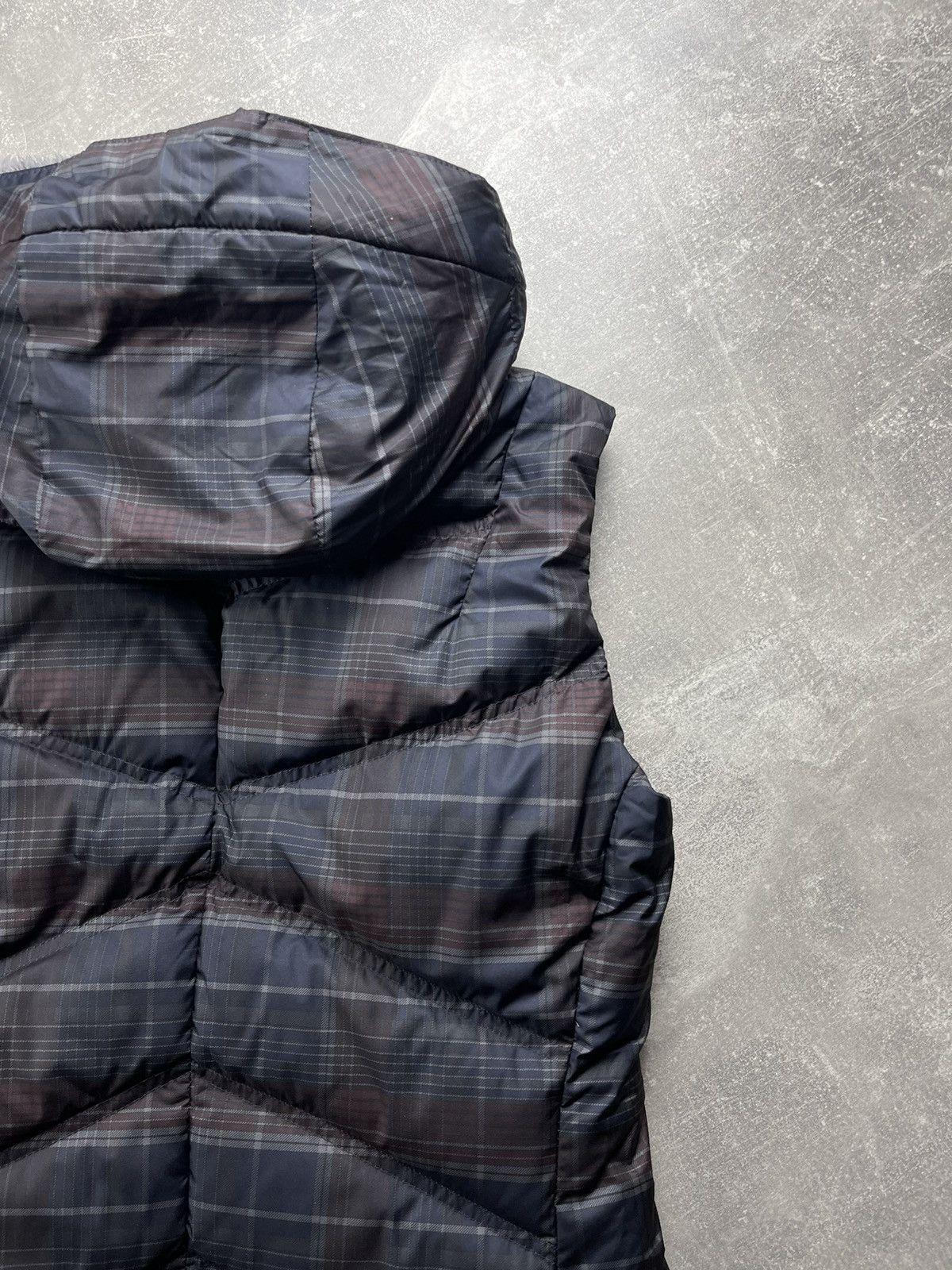 Patagonia Patagonia Women’s Hooded Down Puffer Vest Plaid Blue Gray Size S / US 4 / IT 40 - 8 Thumbnail
