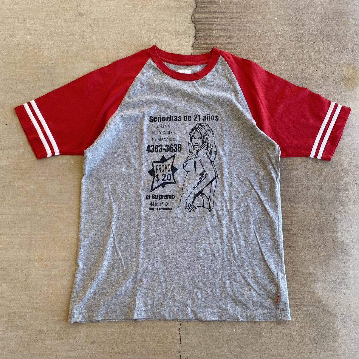 Vintage Supreme Senoritas T-Shirt Football Top Red 2009