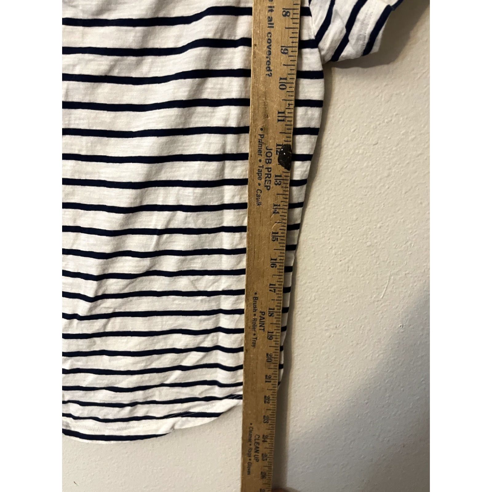 Old Navy Old Navy T-Shirt Women Shirt S White Striped Short Sleeve 100% Cotton Casual Basic Everyday Wear Regular Women’s Small White Striped T-Shirt Size S / US 4 / IT 40 - 4 Thumbnail