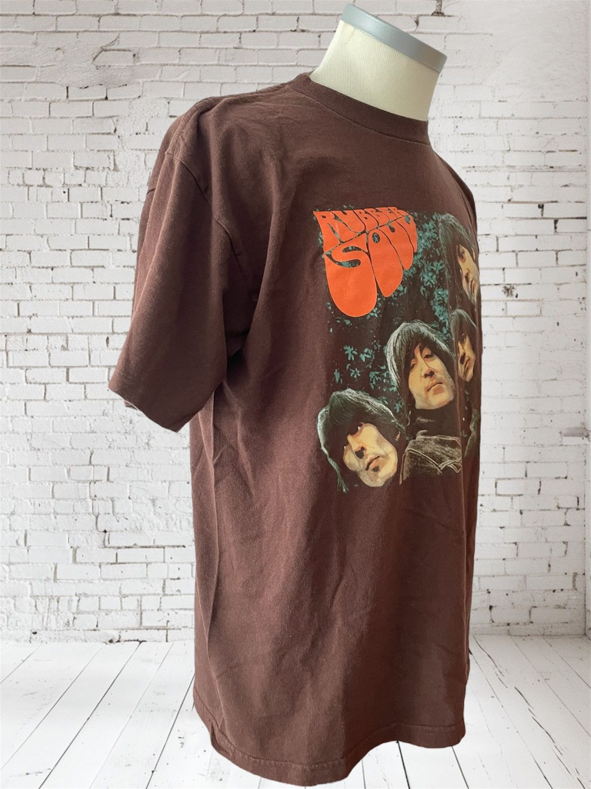 Vintage Vintage The Beatles Rubber Soul 1997 T-Shirt Size US L / EU 52-54 / 3 - 4 Thumbnail