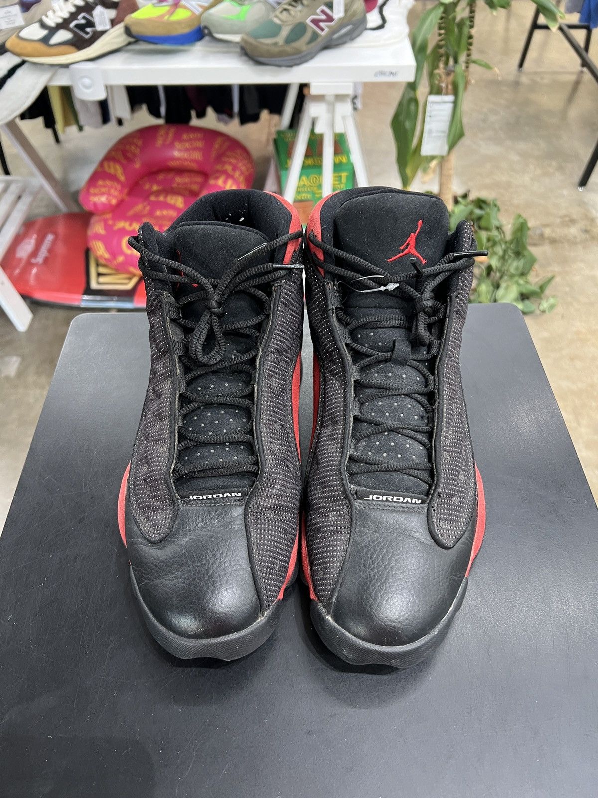 Jordan Brand Air Jordan 13 Bred Sz. 12 (2013) Size US 12 / EU 45 - 2 Thumbnail