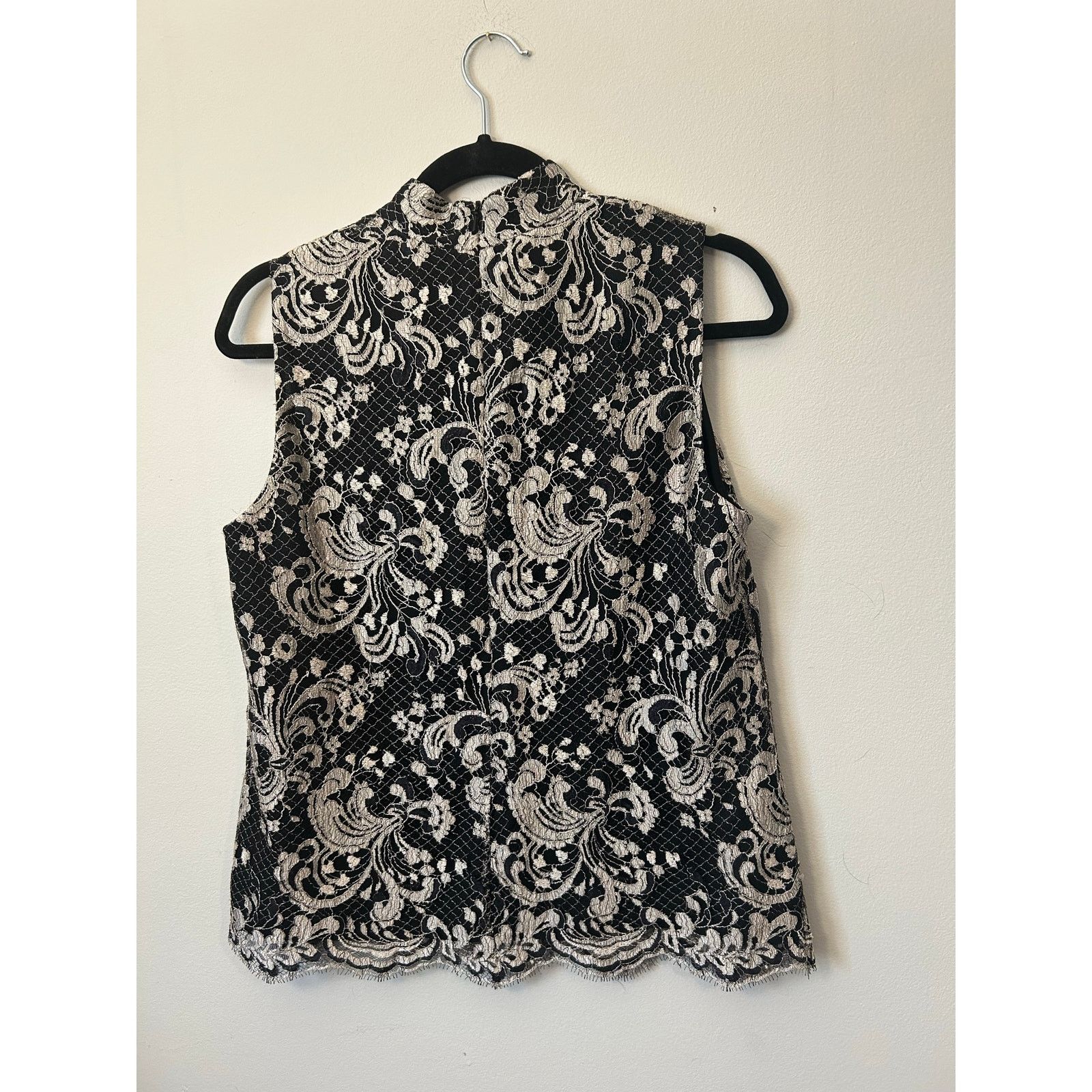Talbots Talbots NWT Black Lattice Lace High-Neck Blouse, Sz 10, $118 Size L / US 10 / IT 46 - 4 Thumbnail