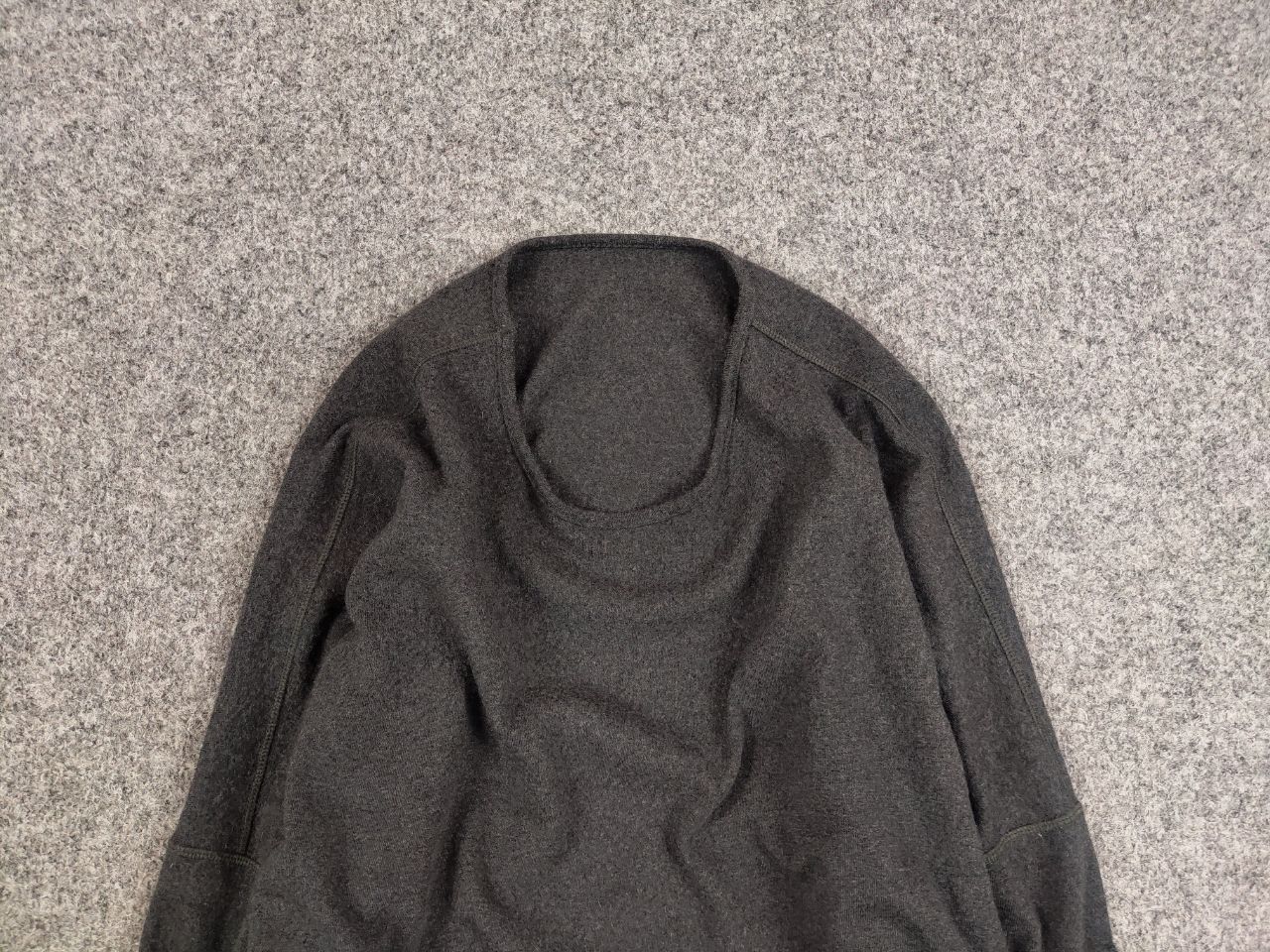 Designer Christa De Carouge Design Gray Wool Oversized Light Sweater Size ONE SIZE - 8 Thumbnail