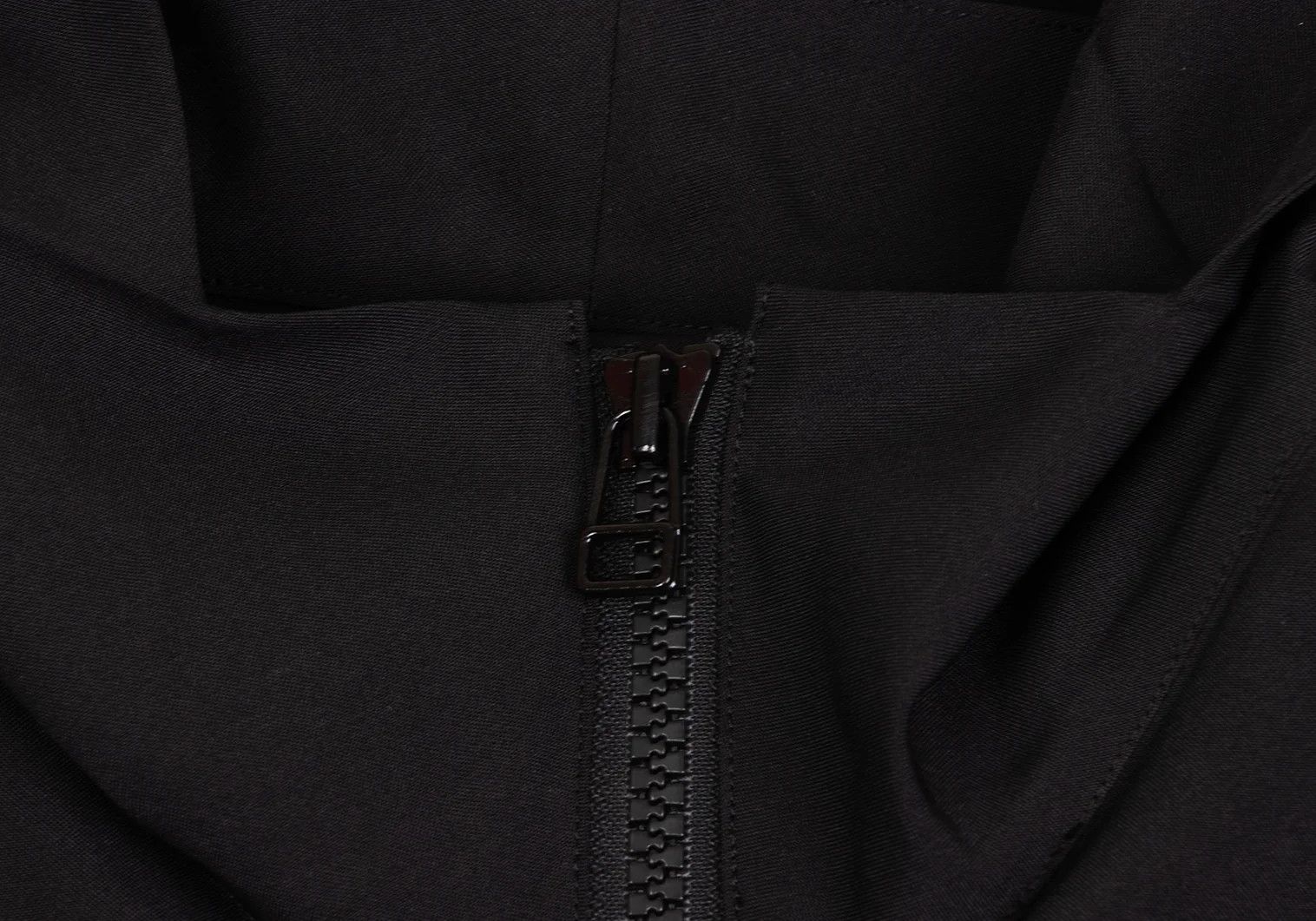 Issey Miyake Hooded Compact Blouson in Black Size 3 Size US L / EU 52-54 / 3 - 6 Thumbnail
