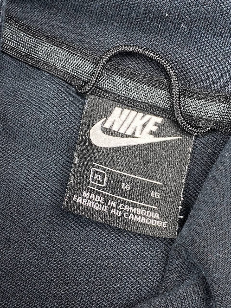 Nike Nike Inter Milan FC Tech Fleece Full Zip Hooded Size US XL / EU 56 / 4 - 7 Thumbnail