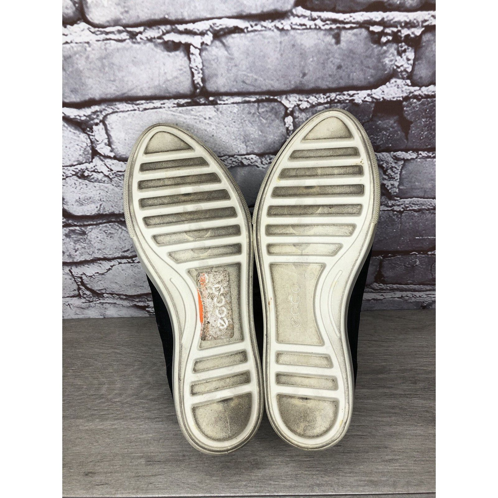 Ecco Ecco Danish Design Black Leather Slip On Casual Sneakers Sho Size US 7.5 / IT 37.5 - 19 Thumbnail