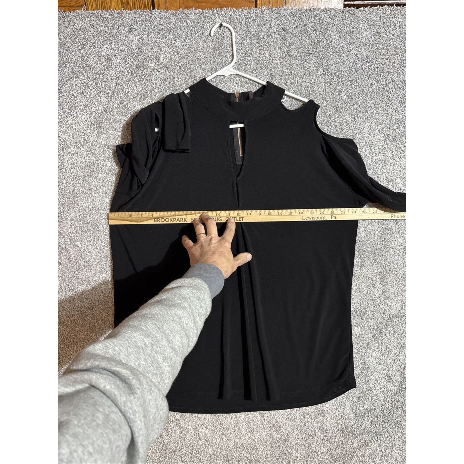 Other Retro Y2K Top Women 1X Plus Cold Shoulder Keyhole Mob Wife Size XL / US 12-14 / IT 48-50 - 3 Thumbnail