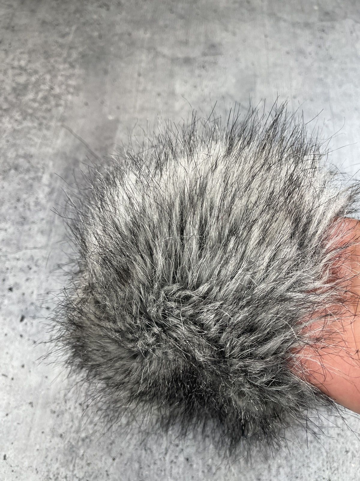 Japanese Brand Fashion Fluffy Fur Hat Size ONE SIZE - 4 Thumbnail