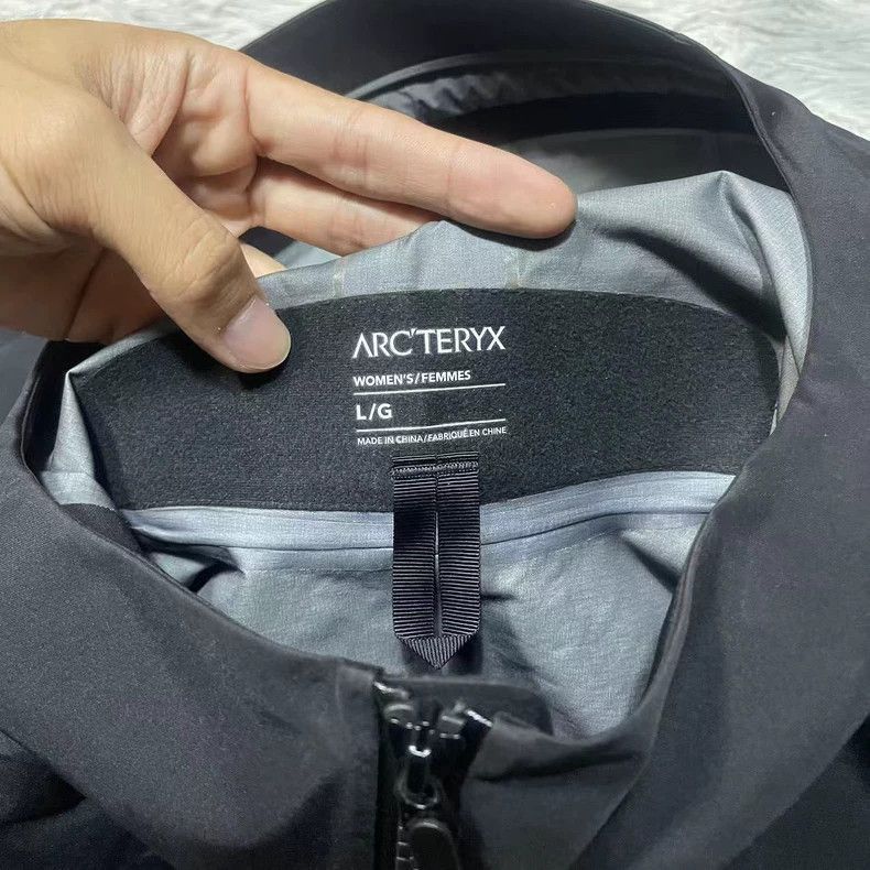 Arc'teryx Arcteryx Alpha SV Jacket Black Size Large Size US L / EU 52-54 / 3 - 5 Thumbnail